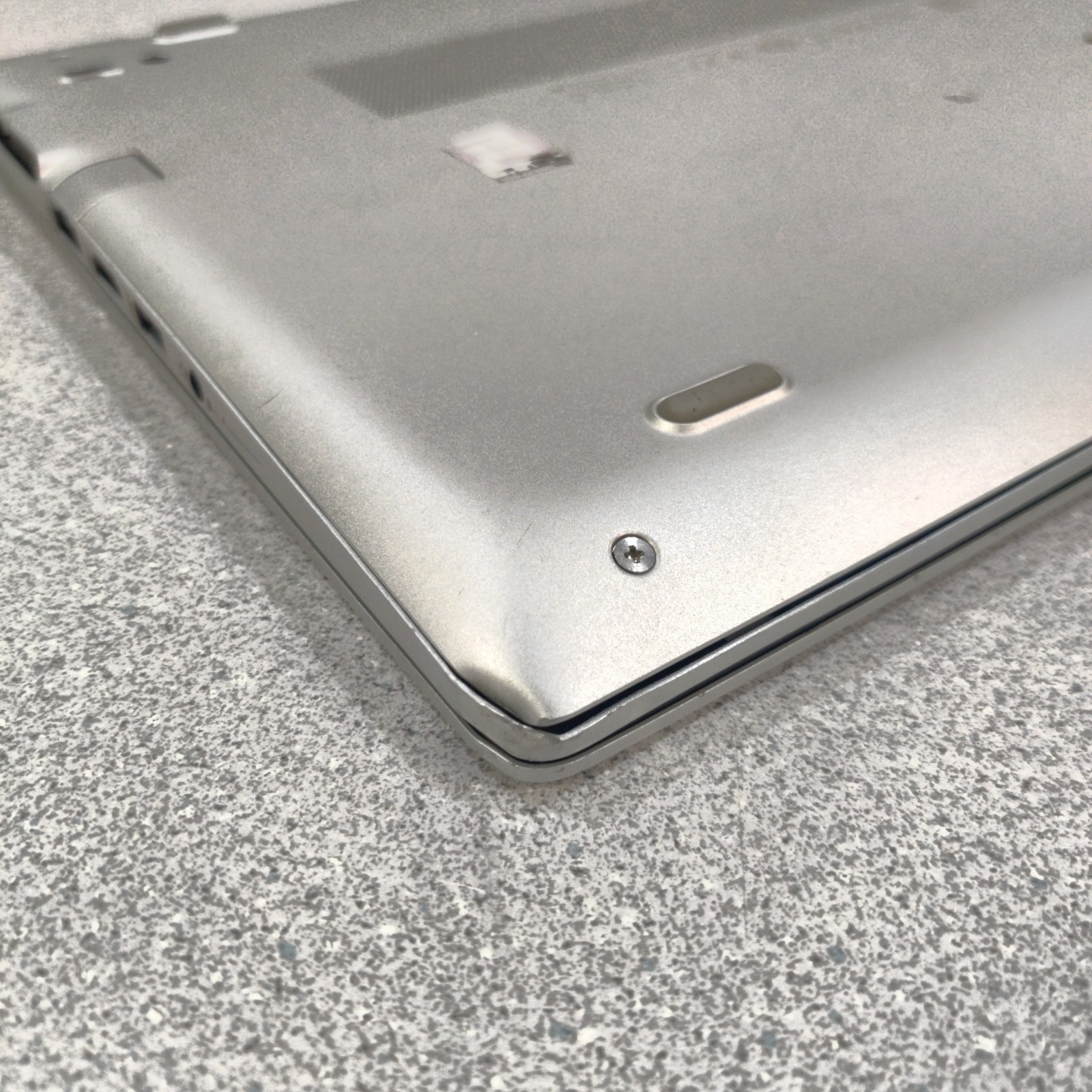 HP EliteBook 840 G6 i5 8th Gen 16GB RAM NO SSD Grade D, NO AC, SEE PHOTOS