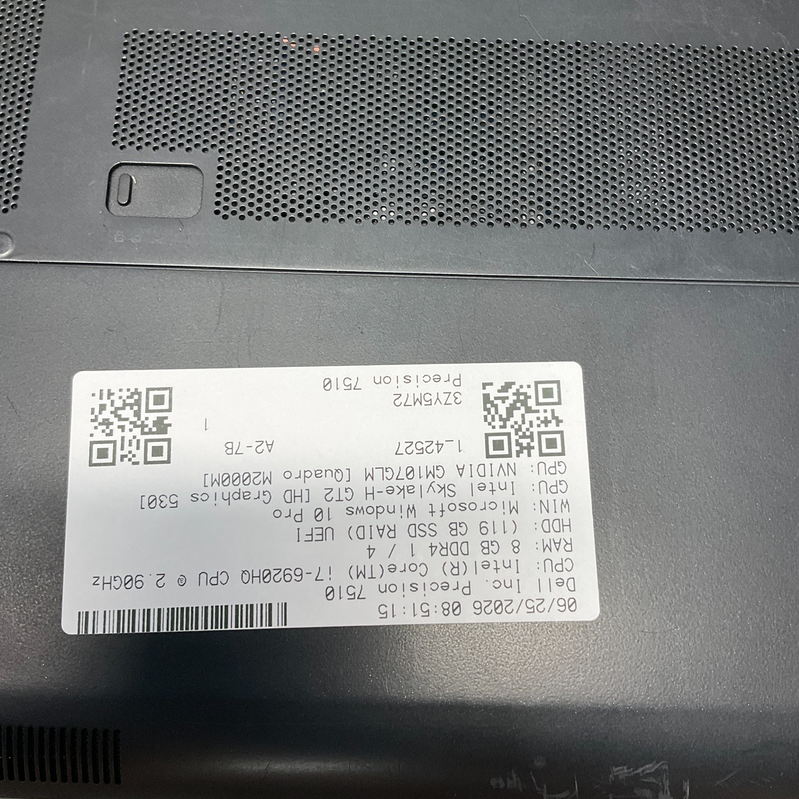 Dell Precision 7510 15.6″ i7-6820HQ 128GB SSD 8GB Windows 10 Pro Laptop M2000M