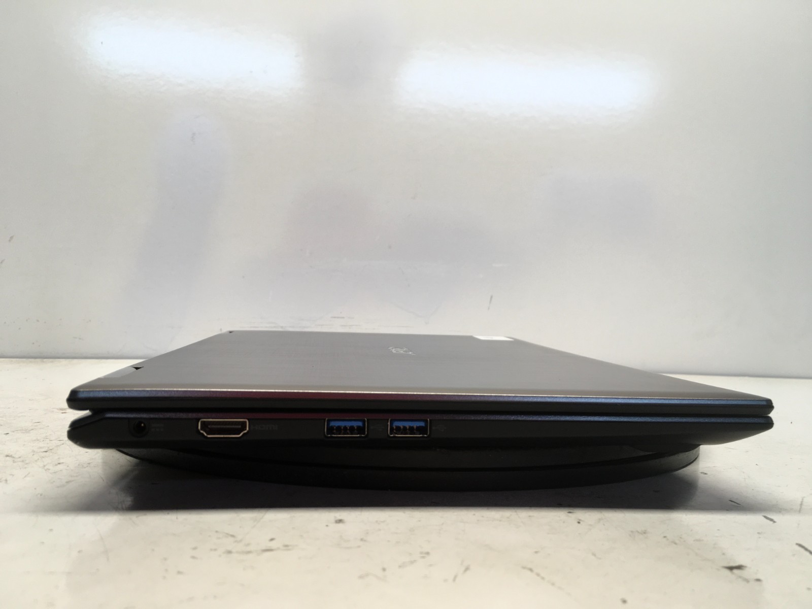 Acer Spin 3 N17W5 Intel i3-8130U 2.2GHz 8 GB NO HDD SCREEN DMG
