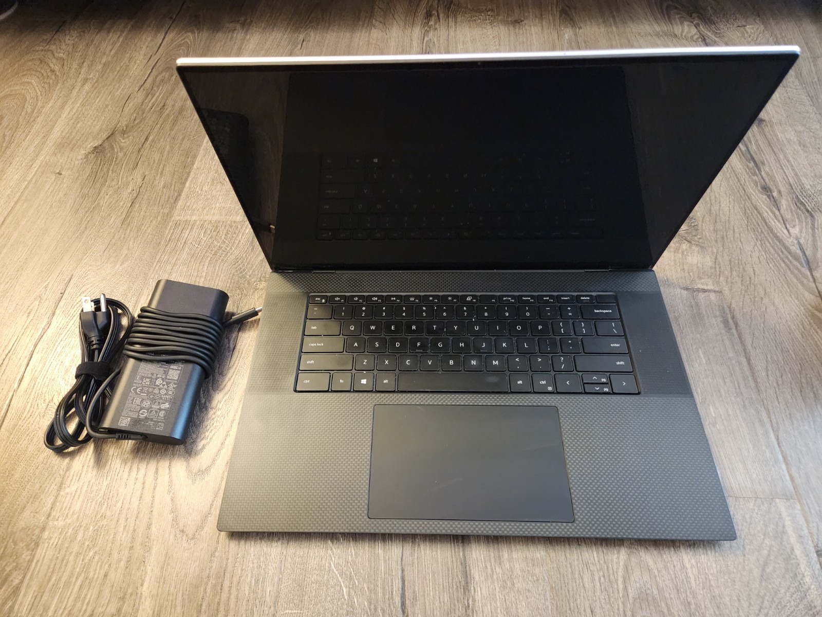 Dell XPS 9700 17 Intel Core i7-10750H 32GB RAM NVidia GeForce 3840 x 2400 Laptop