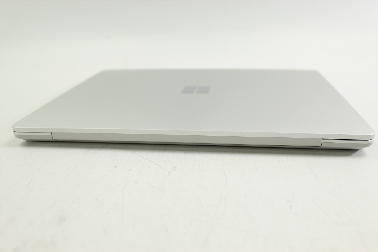 Microsoft Surface Laptop Go 2 2013 12.4″ i5-1135G7 256GB SSD 16GB RAM W11H