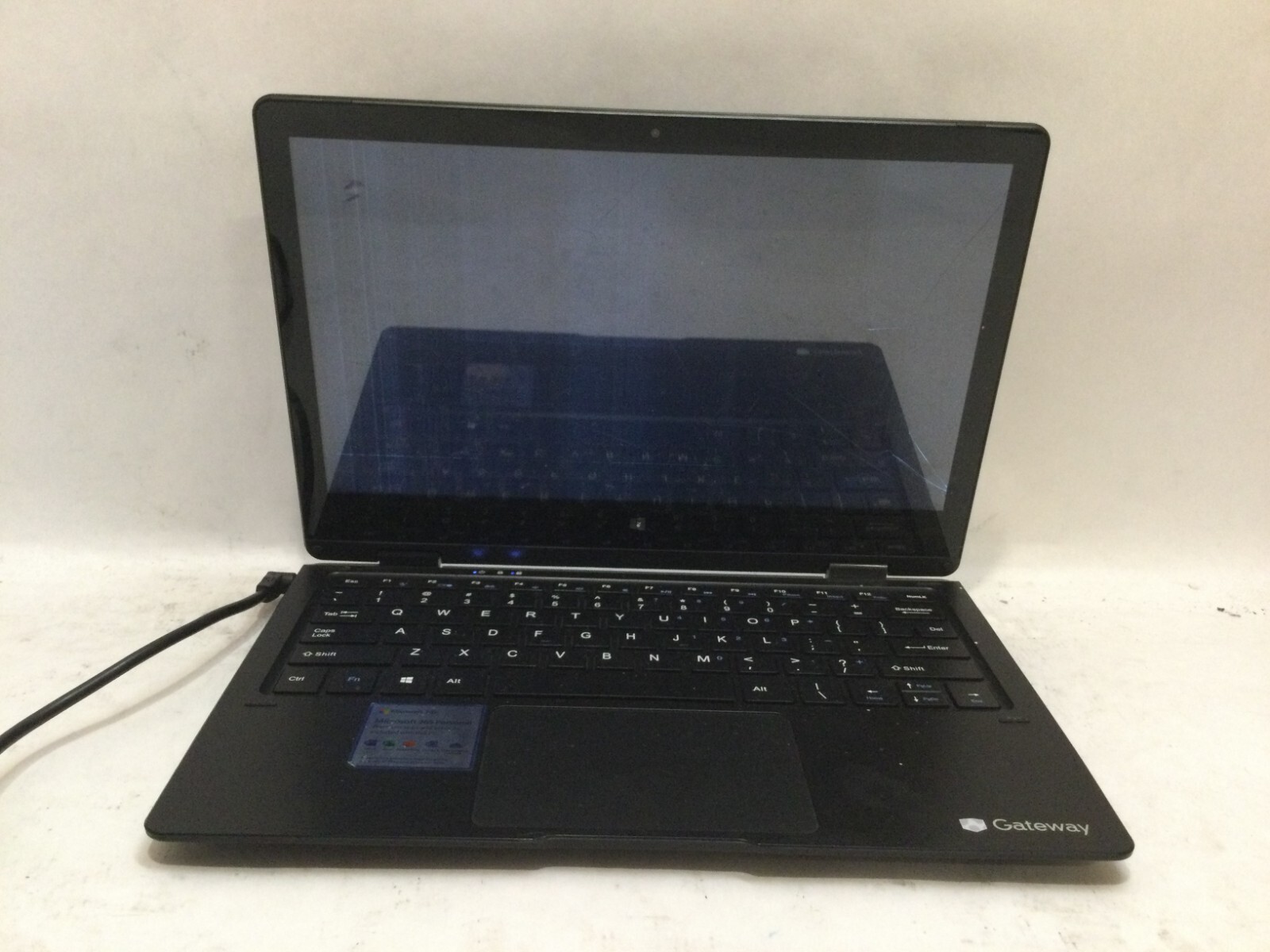 Lenovo IdeaPad 3 14ITL05 14″ / Intel Core i3 1115G4 @ 2.00GHz / (CRACKED!) MR