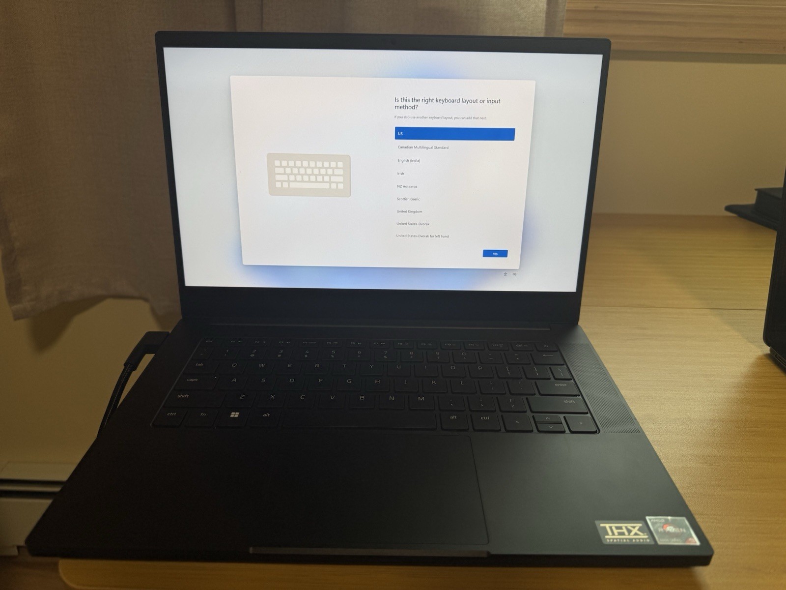 Razer Blade 14 14in Gaming Laptop Ryzen 9 6900HX 16GB Win11 Home Black