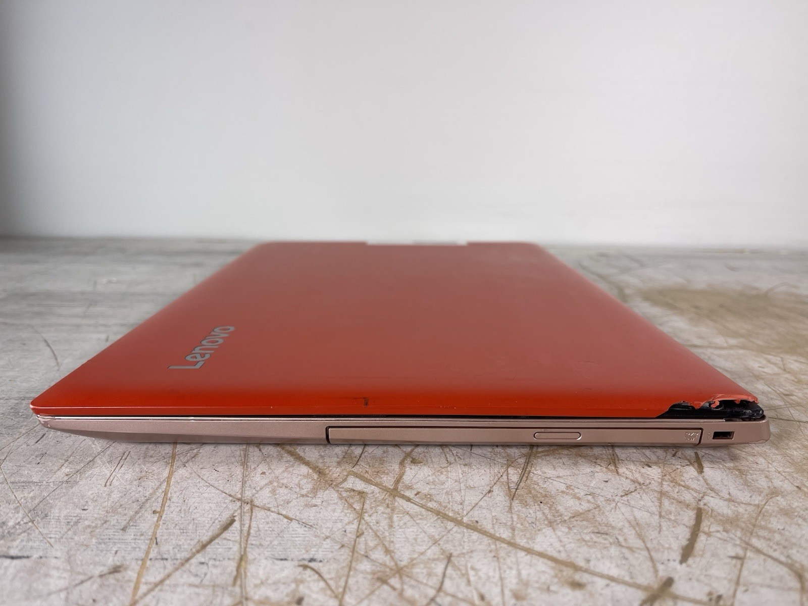 LENOVO IDEAPAD 330-15AST A9-9425 @ 3.1 GHz, 8 GB RAM, NO HDD/OS