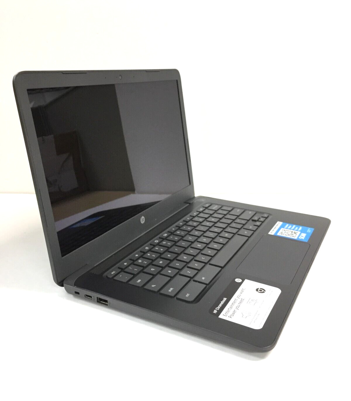 HP 14-db0025nr 6HF76UA#ABA 14″ Touchscreen, AMD A4-9120C APU/4GB Ram/32GB eMMC