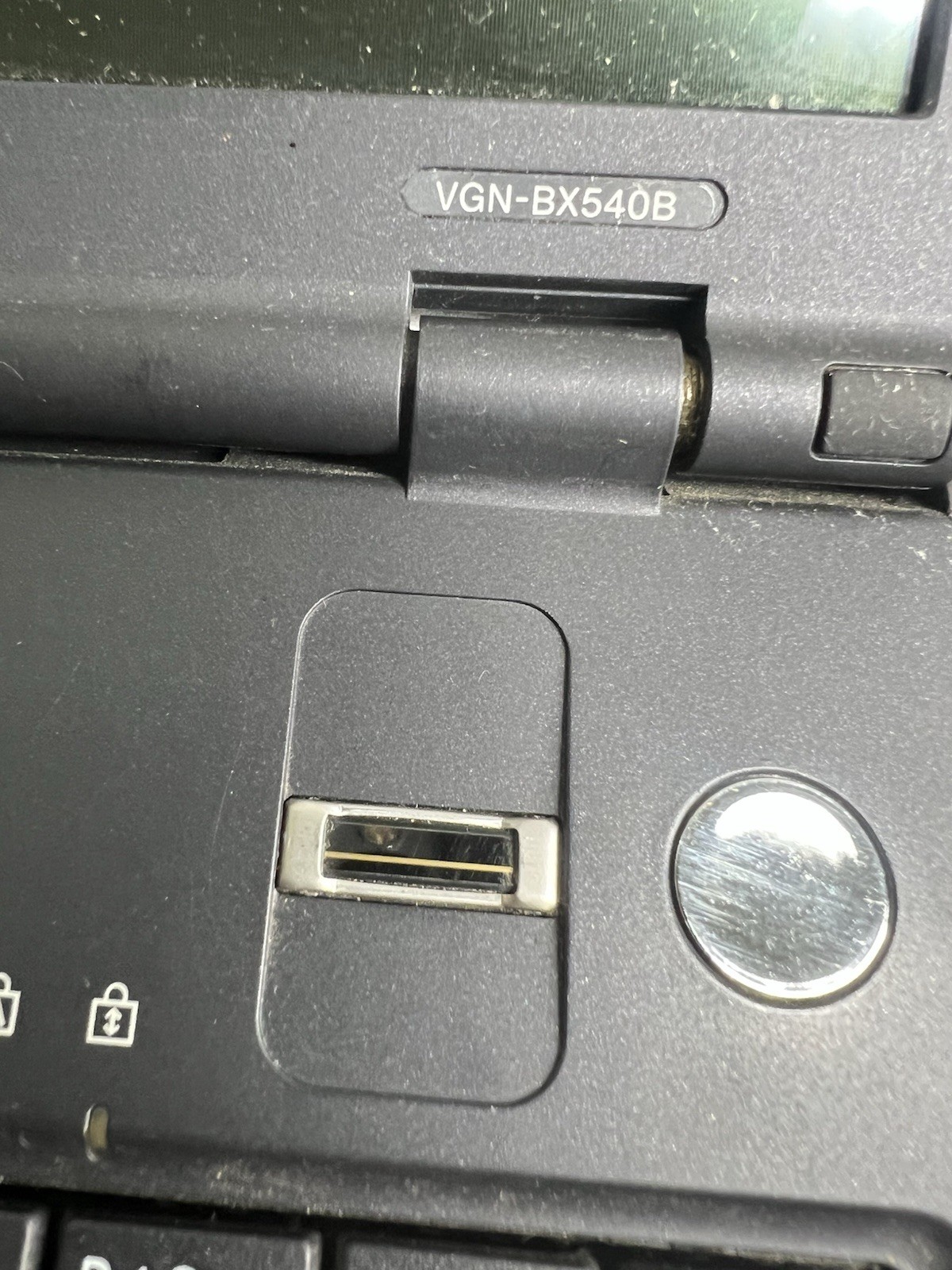 Sony Vaio Laptop VGN BX540B PCG 9W7l Read Description