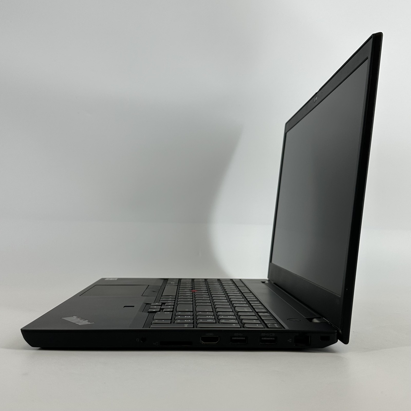 Lenovo ThinkPad P15v Gen 3 FHD 3.2 GHz Ryzen 7 PRO 6850H 16GB 1TB SSD RTX A2000