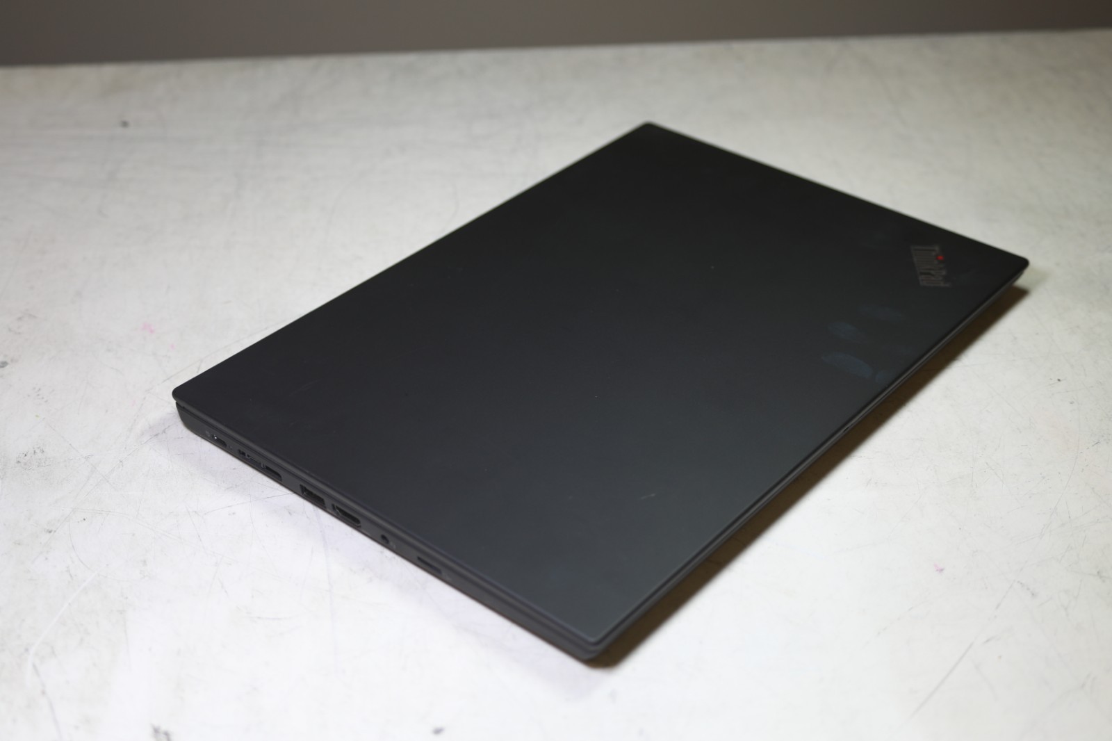 Lenovo ThinkPad T14 Gen 2 AMD Ryzen 5 PRO 5650U-16GB RAM-256GB NVMe-NO OS