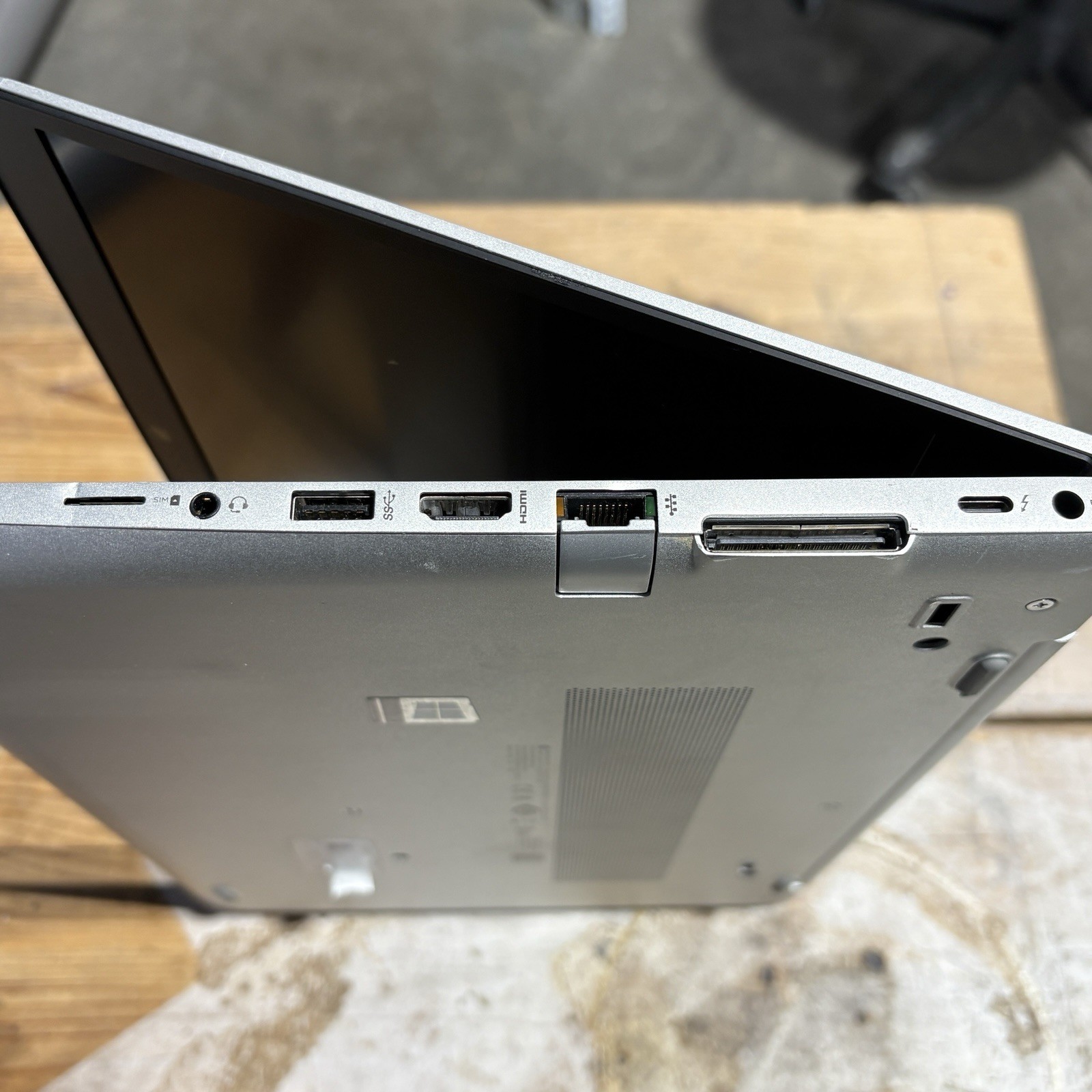 HP EliteBook 840 8GB RAM 256GB SSD i7-8565U Laptop | No Charger | No OS