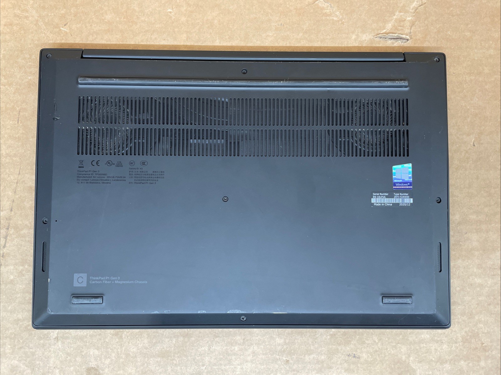 Lenovo ThinkPad P1 Gen 3 – 15.6 Intel Core i9-10885H NO RAM NO STORAGE FOR PARTS
