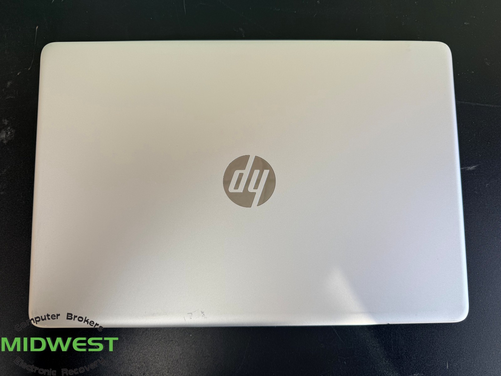 HP Laptop 15-dw0046nr i5-8265U 1.60GHz 8GB 1TB HDD