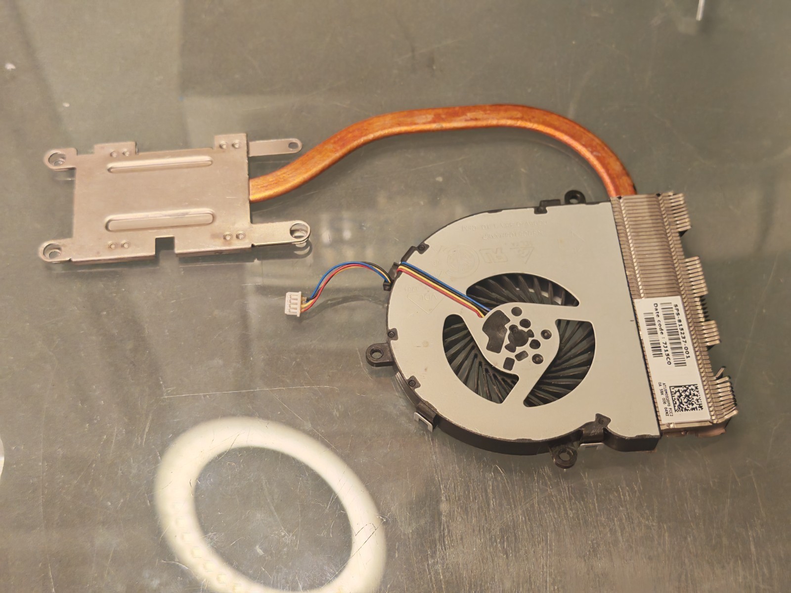 HP 15-AC 250 255 G5 250 G4 15-AY FAN HEATSINK AT1EM0020F0 DC28000GAD0