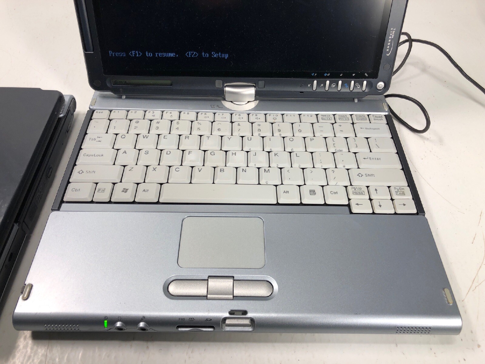 LOT Of 2 Fujitsu Lifebook T Series T4010 Tablet 1GB Ram No Hard drive