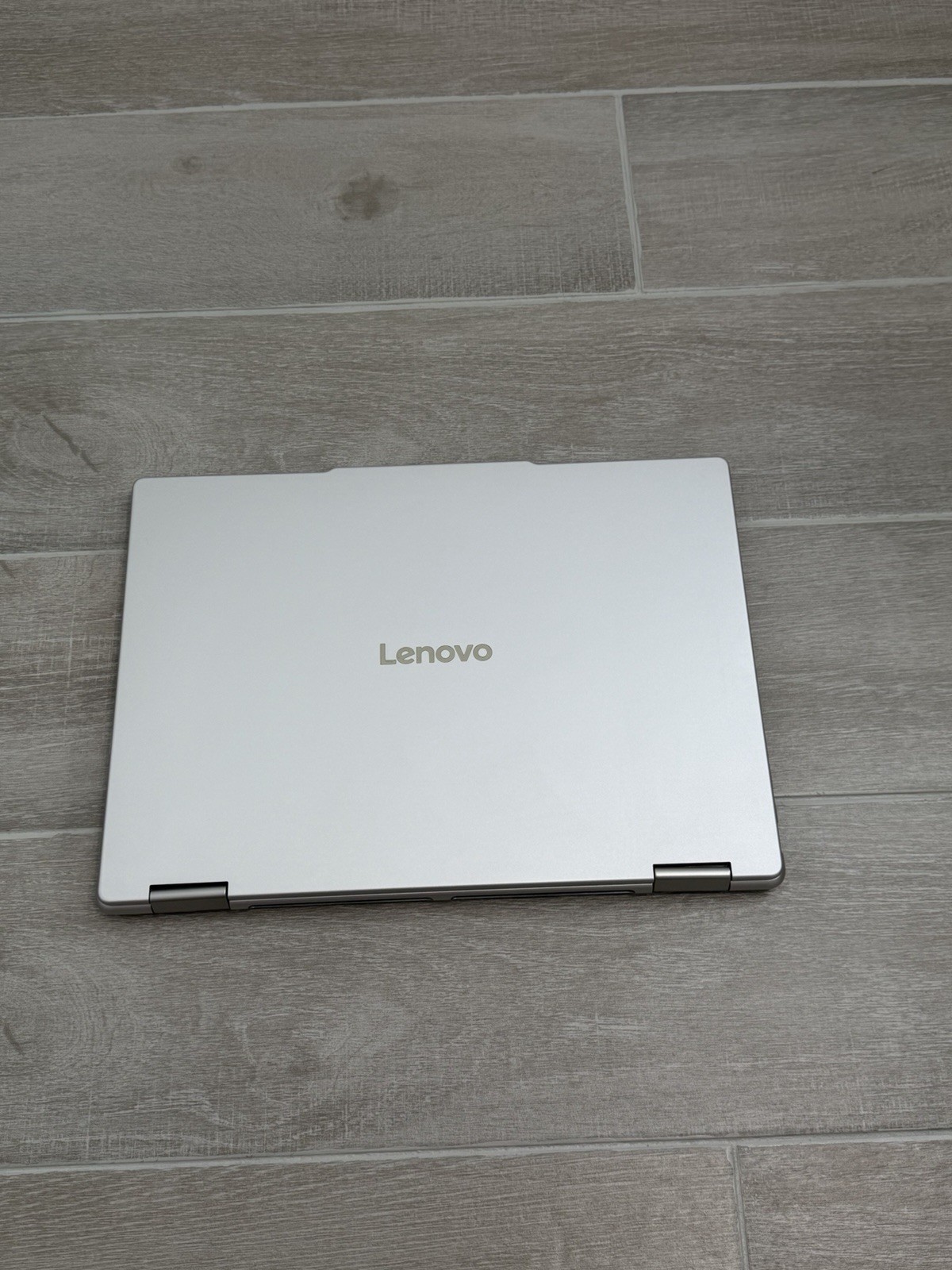 Lenovo Yoga 7 2-in-1 14AKP10 Touch Laptop Ryzen Al 5 340 16GB RAM 512GB NVMe