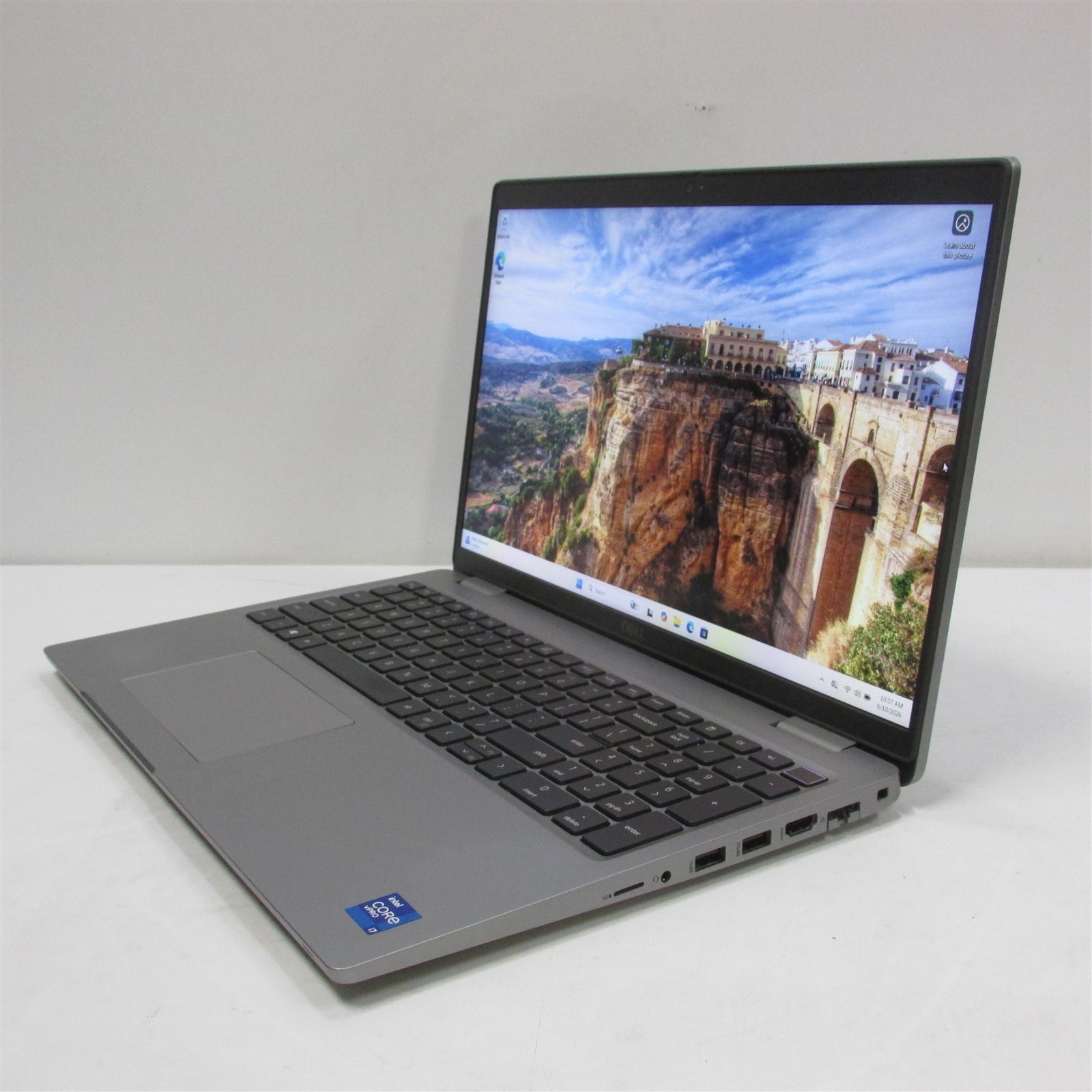 Dell Latitude 5520 i7-1185G7 3.0GHz 16GB RAM 512GB NVME 15.6″ Win11 Pro COSM DMG