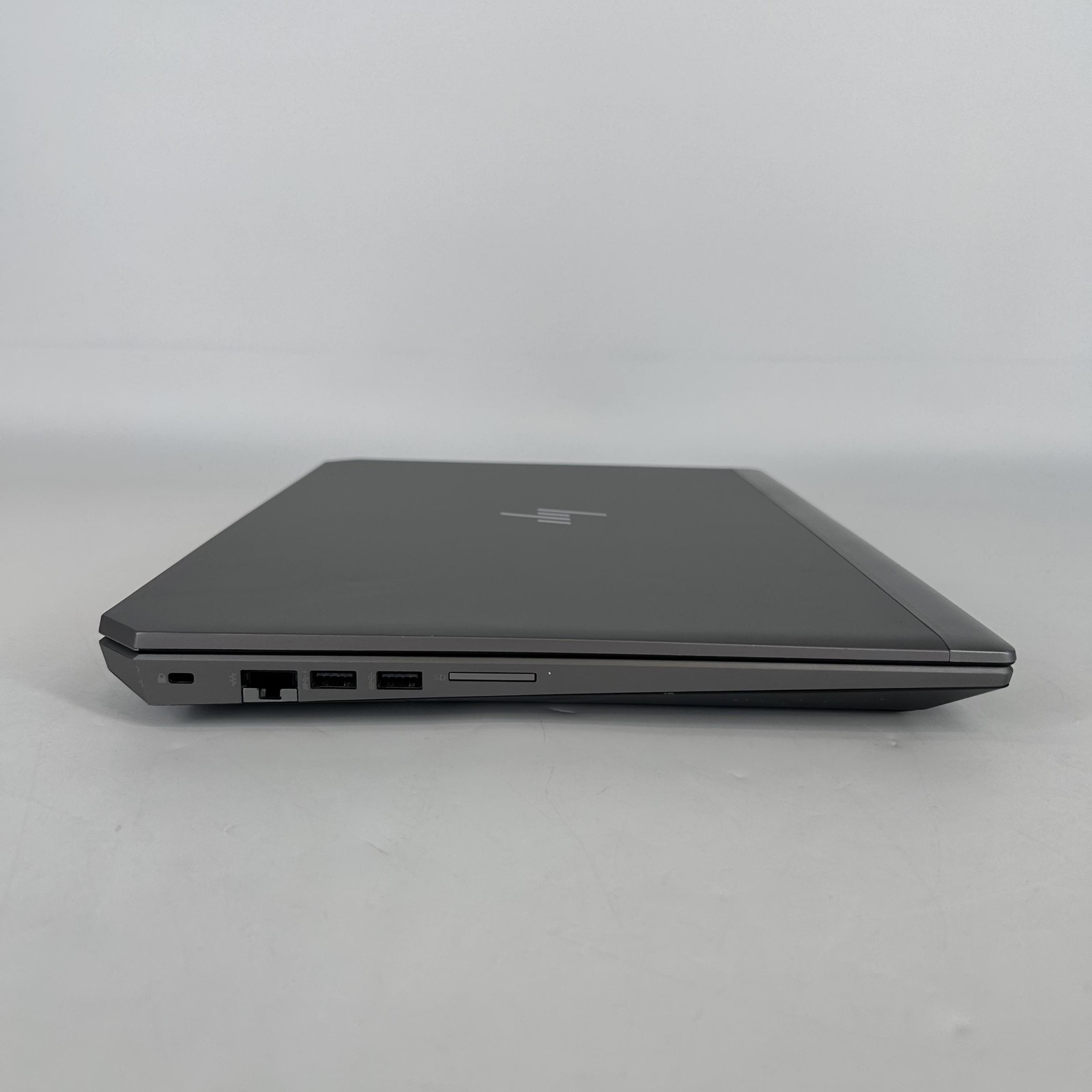 HP ZBook 15 G6 FHD i7-9850H 2.60GHz 32GB 1TB SSD NVIDIA Quadro T1000 Good