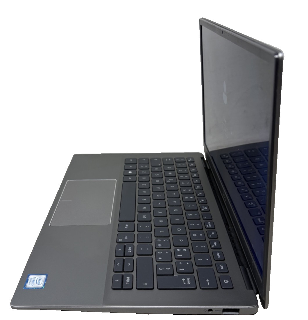 Dell Latitude 3301 13.3″ i7-8565U 8GB 500GB NVMe SSD Ultrabook W11