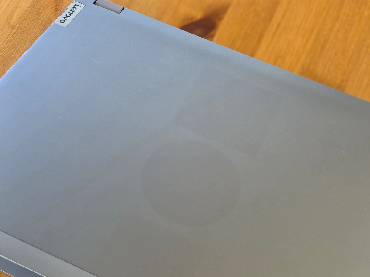 Lenovo ThinkPad P16 Gen 2 i7-13700HX 16″ 2560×1600 32GB RTX 2000 Ada PS