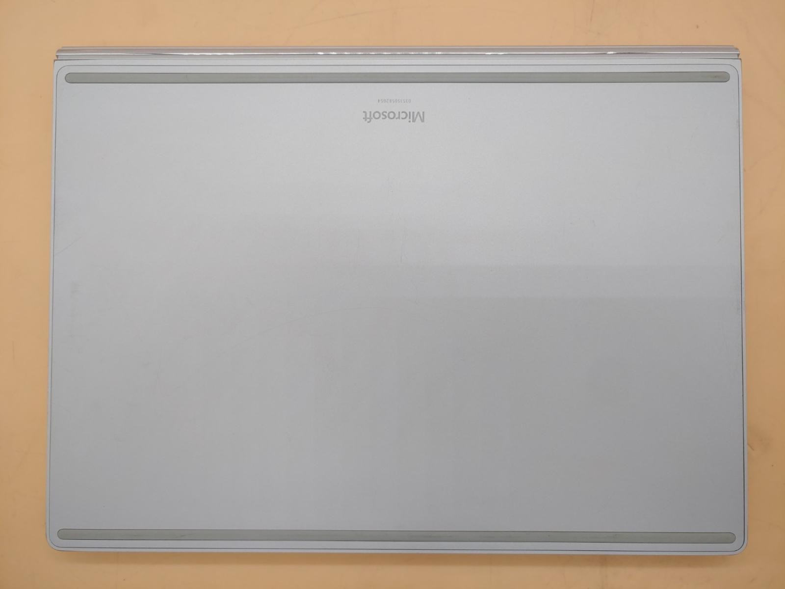Microsoft Surface Book 2 13.5″ i7-8650U 8GB 256GB SSD Win11Pro GTX1050 *NO A/C*