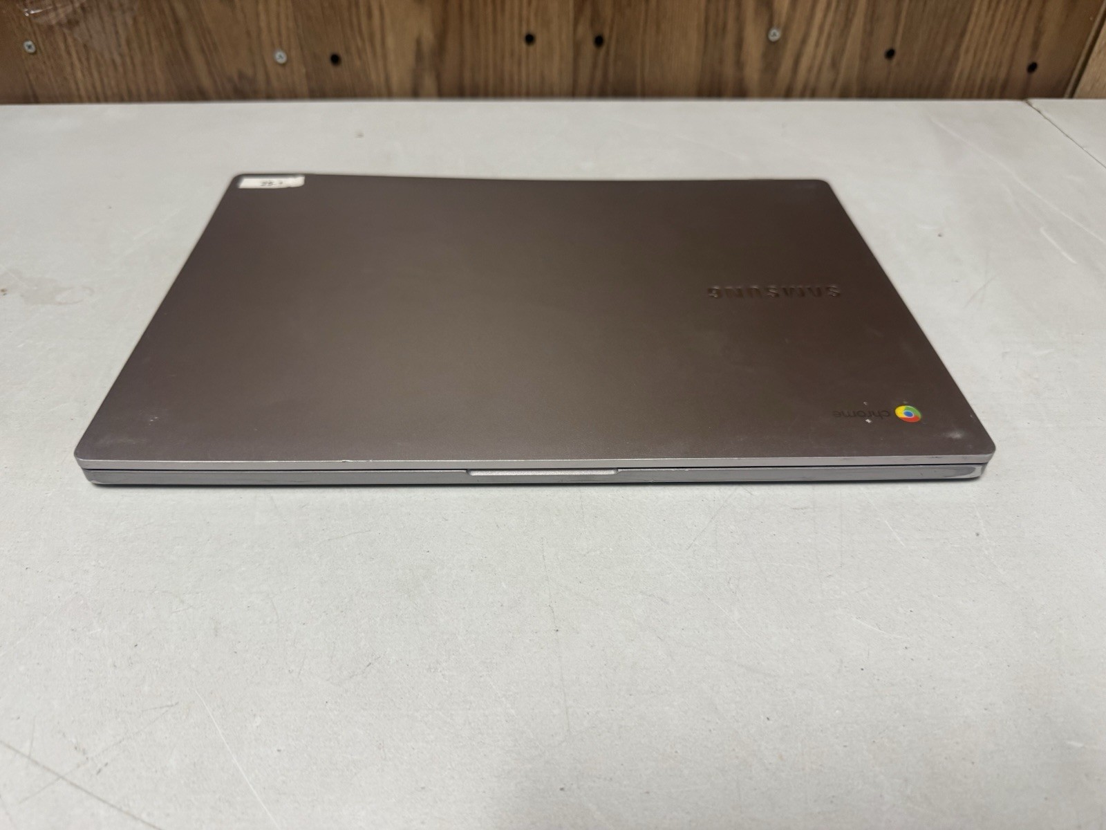 Samsung Chromebook Laptop Broken Hinges Screen Bezel For Parts AS-IS