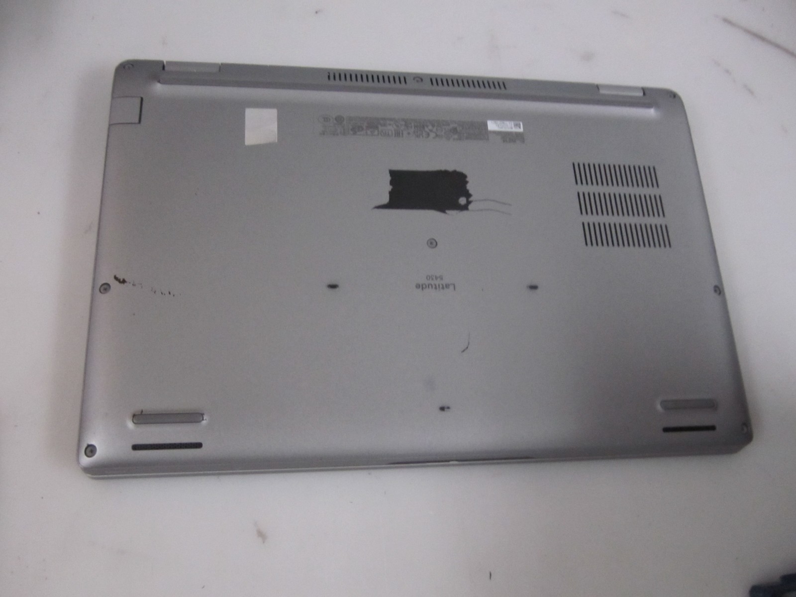Dell Latitude 5430 i7-1255U 4.00GHz 16GB LAPTOP NO HDD/AC/OS BIOS