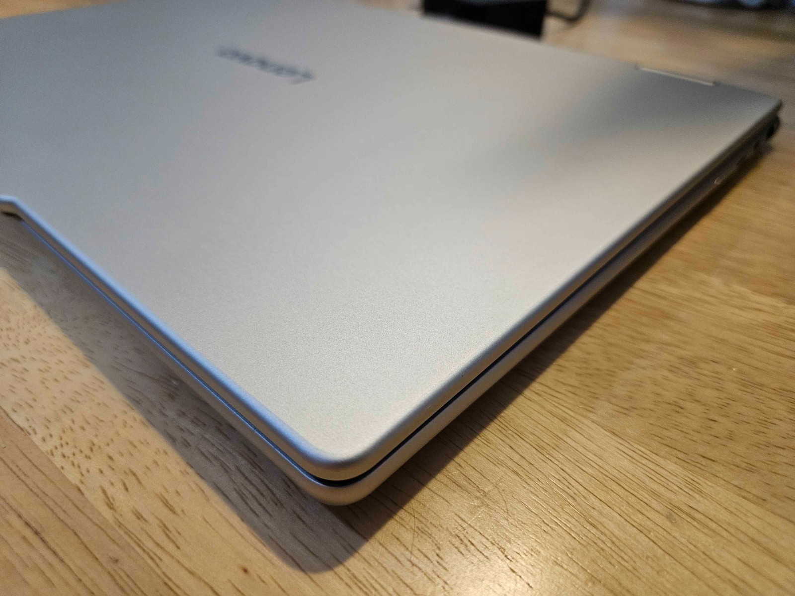 Lenovo – Yoga 7 2-in-1 16″ Ryzen AI 7 350 2.0GHz 16GB RAM 1TB SSD 83JU0003US
