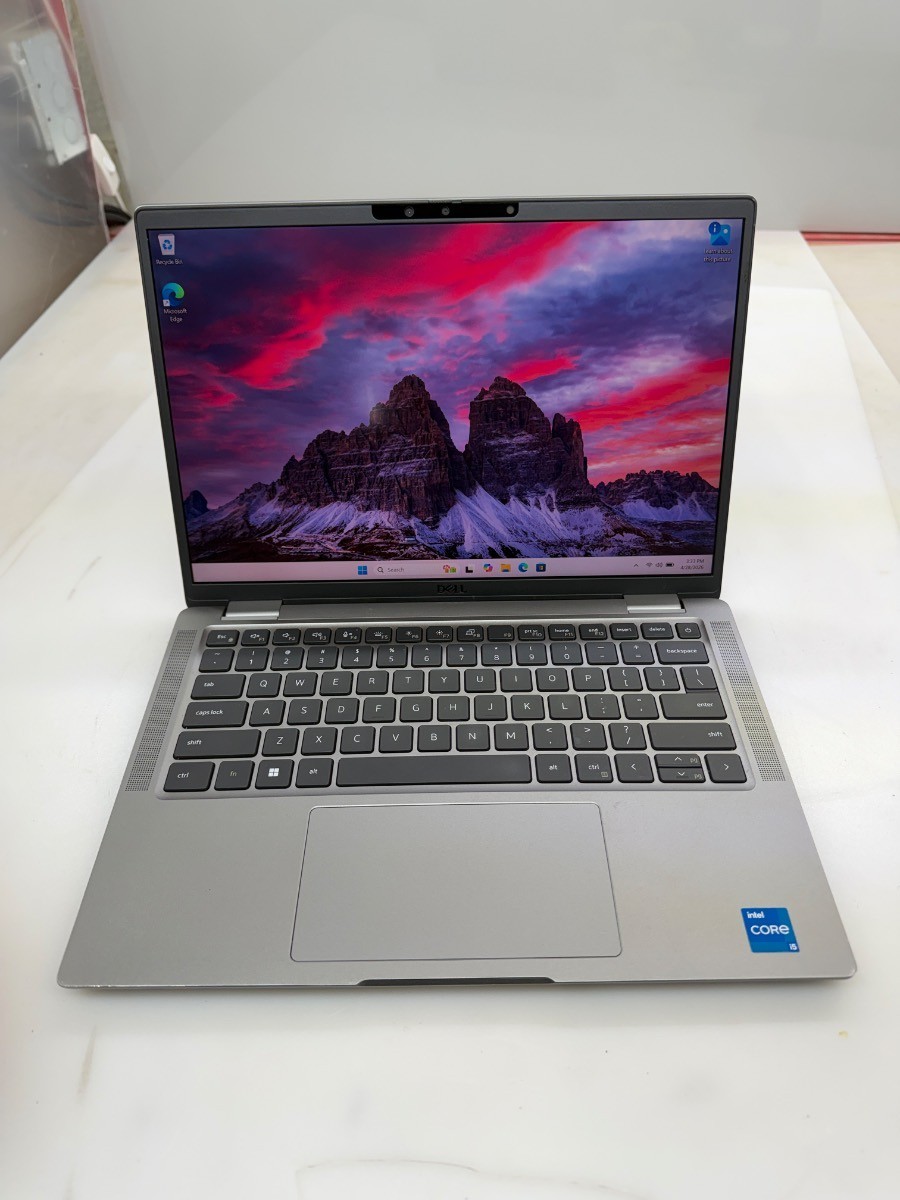 Dell Latitude 7340 i5-1335U 16GB 256GB NVMe Win 11 Home TOUCH W/AC