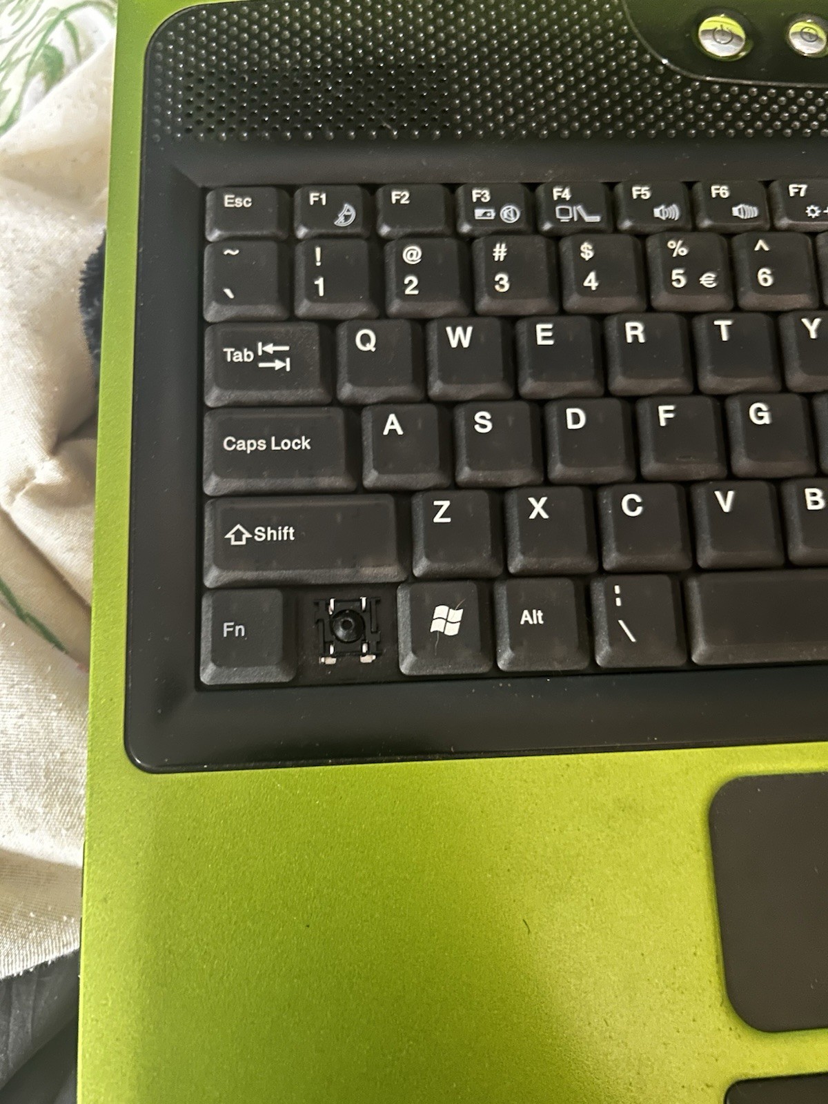 Alienware Area-51 m15x Green 15″ Laptop Intel Pentium 4 16GB RAM 4.60GHz SSD