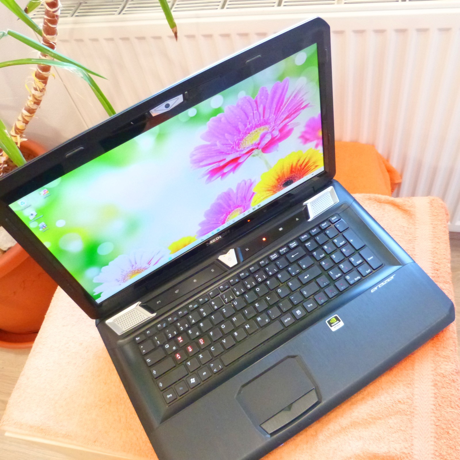 Medion ERAZER X7820 17″ FULLHD l GeForce GTX i7 Windows 11 2x SSD HDD 1500GB