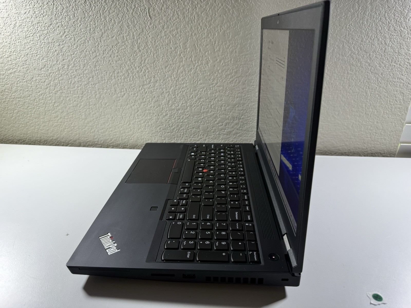 LENOVO THINKPAD P15 GEN 1 | CORE I7-10850H 512GB 16 GB RAM WIN 11 NVIDIA T1000