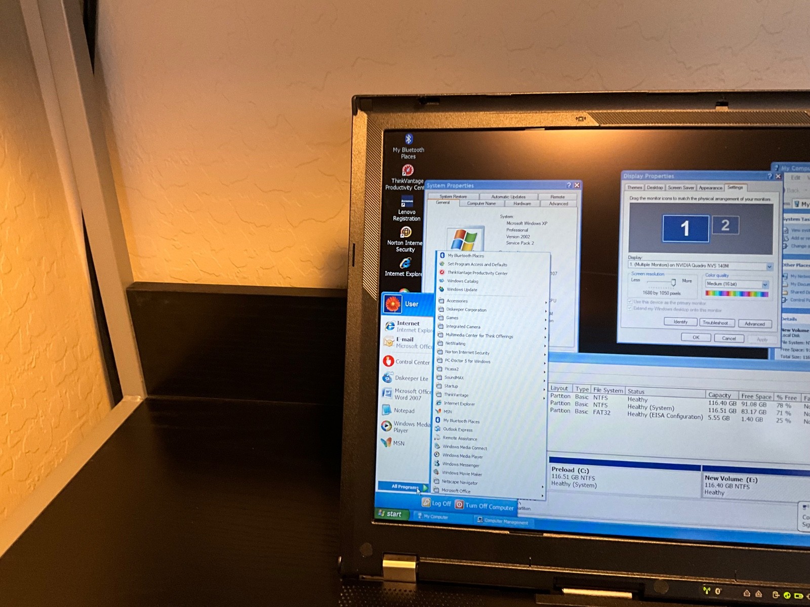 Lenovo ThinkPad T61 15 Inch Windows XP 4GB 256GB SSD Nvidia 140m Core 2 T7800