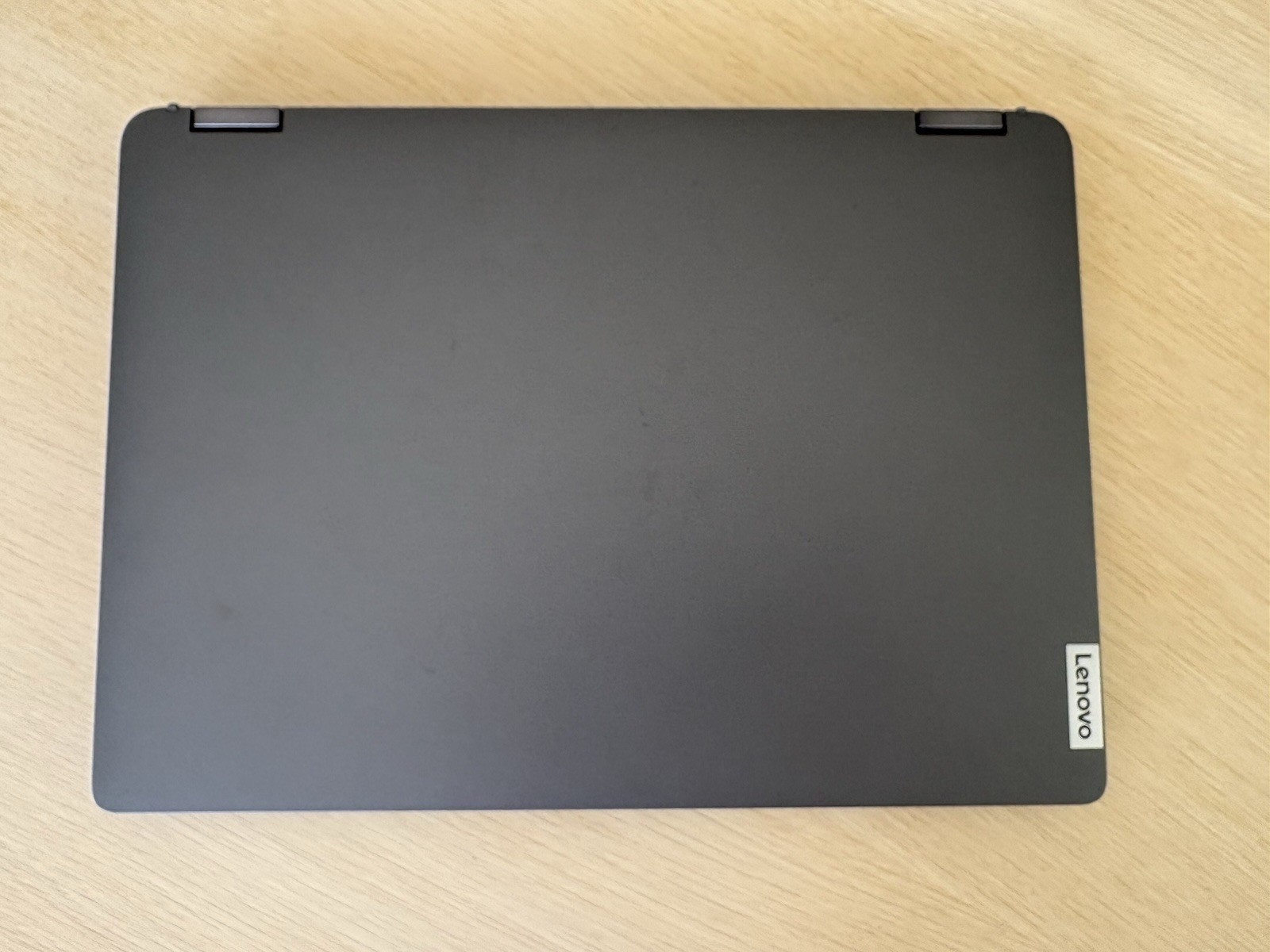 Lenovo IdeaPad Flex 5 14IAU7 14″ (256GB SSD, Intel Core i3-1215U, 1.20GHz,…
