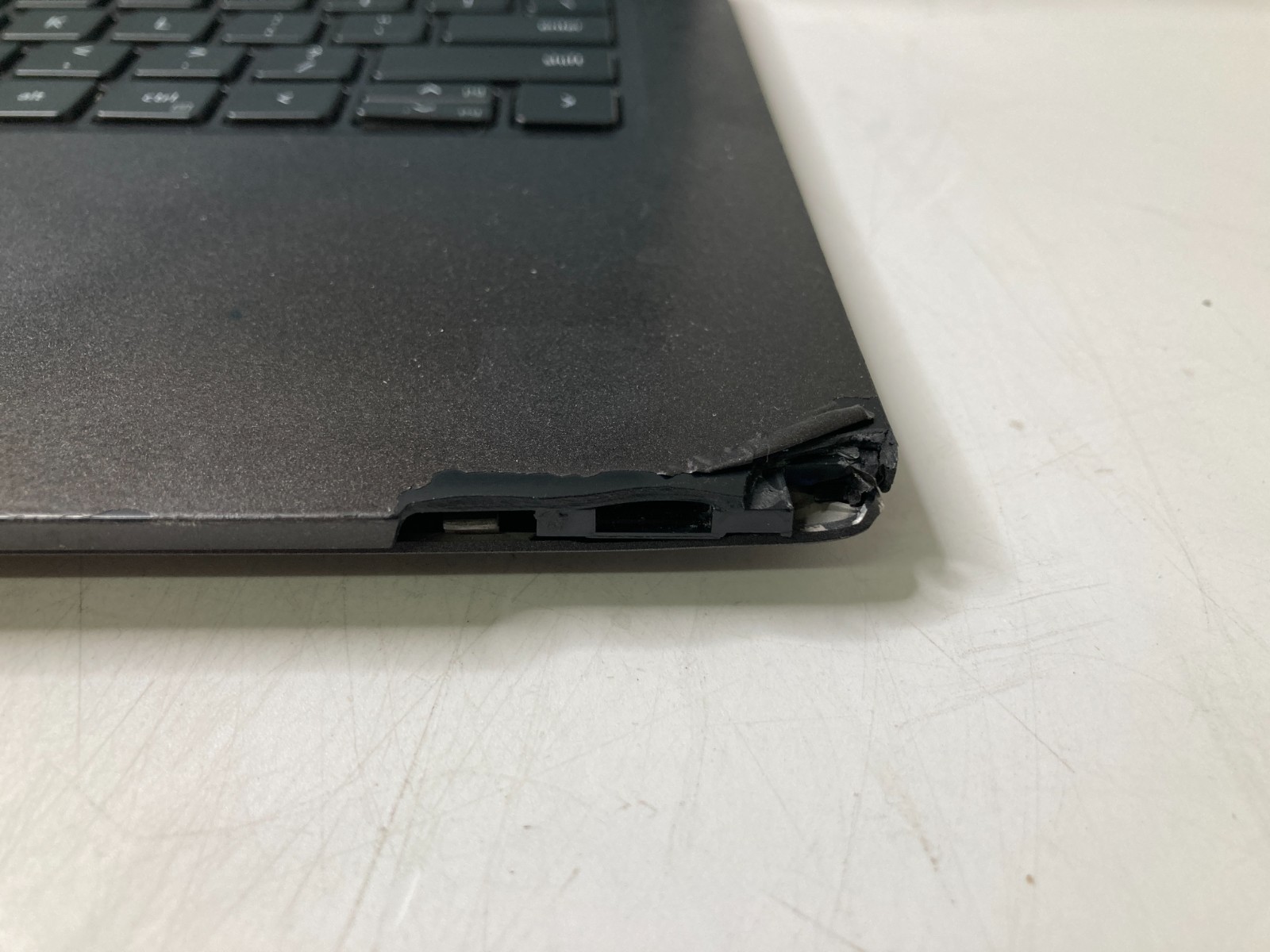 Dell Latitude 7420 i7-1185G7 4.80GHz vPro 16GB Ram -No HDD *Parts