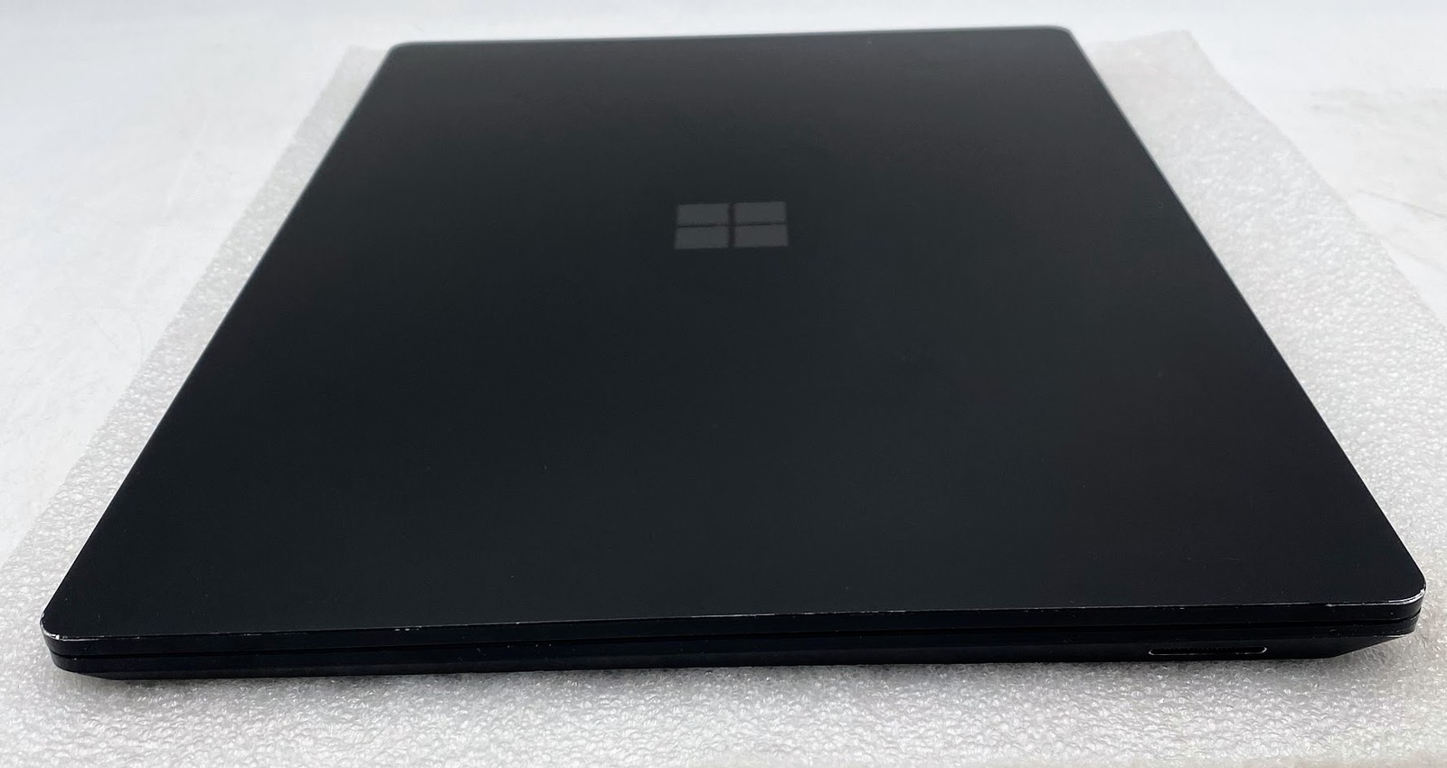 Microsoft Surface 3 Laptop- 256GB SSD, 16GB DDR4 RAM, i5-1035G7 CPU, W11 Pro