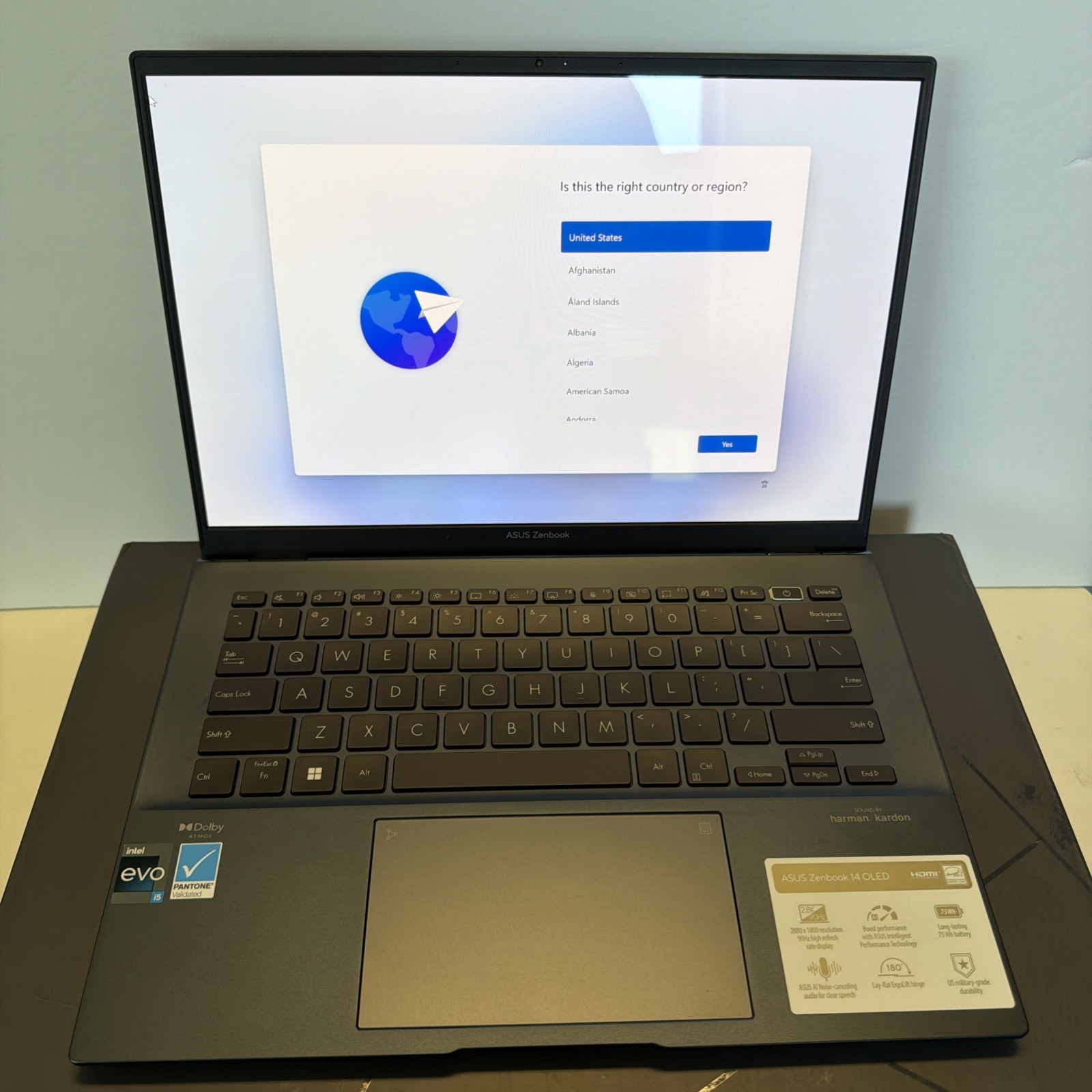 ASUS Zenbook OLED 14″ (256GB SSD, Intel Core i5 12th Gen., 4.40 GHz, 8GB) Laptop