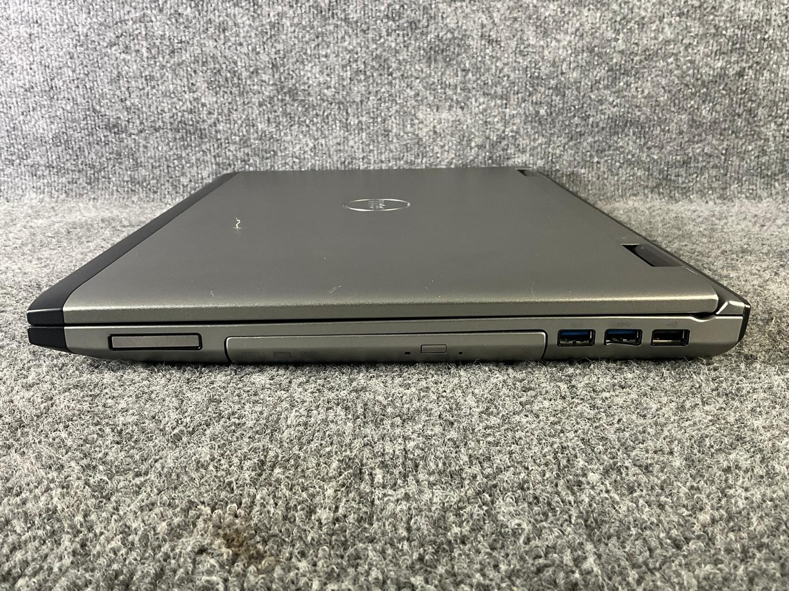 Dell Vostro 3750 17.3" Laptop Intel Core i5 2.50 GHz Processor Case Black
