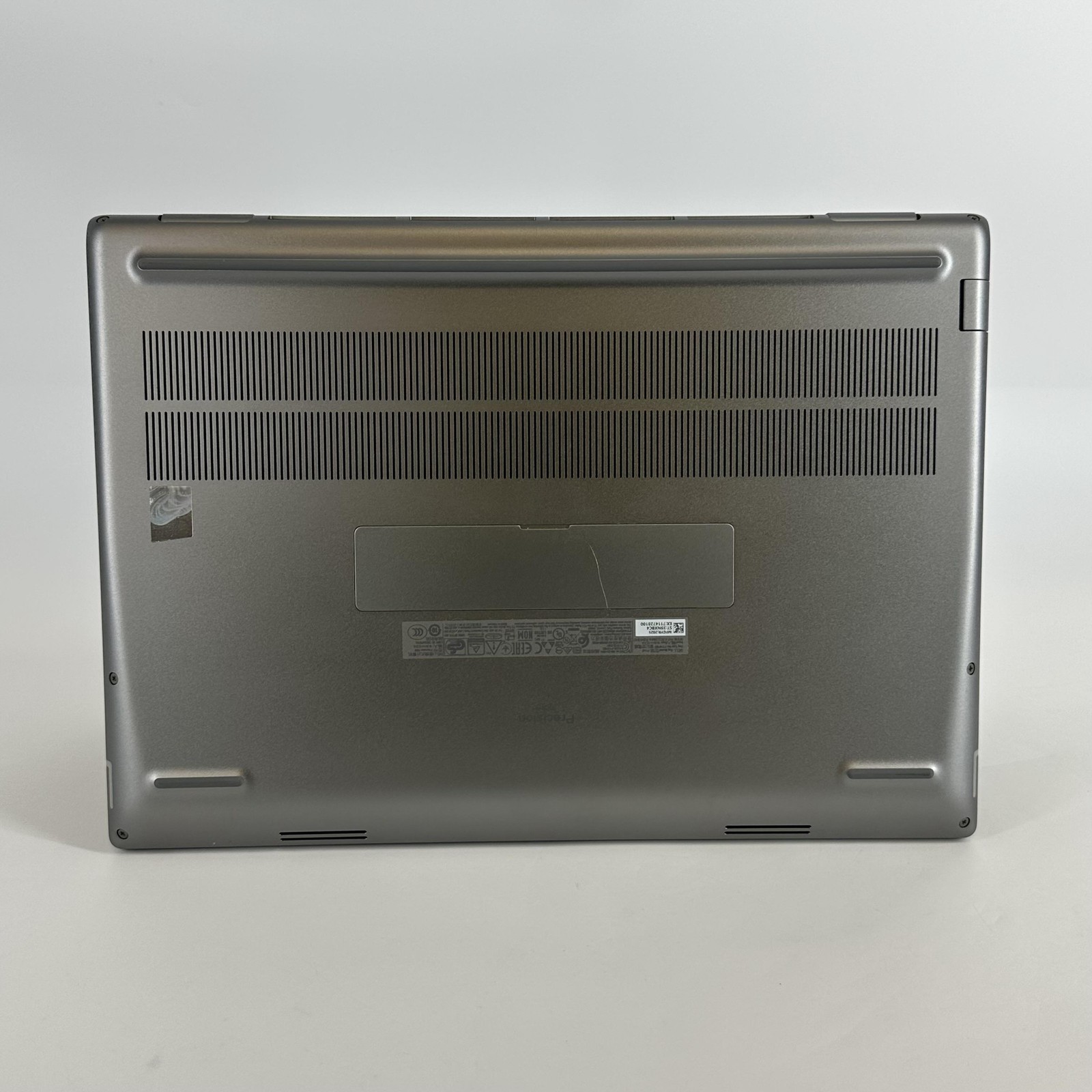 Dell Precision 7680 16 FHD+ 2.2 GHz i9-13950HX 64GB 1TB SSD RTX 3500 Ada Good