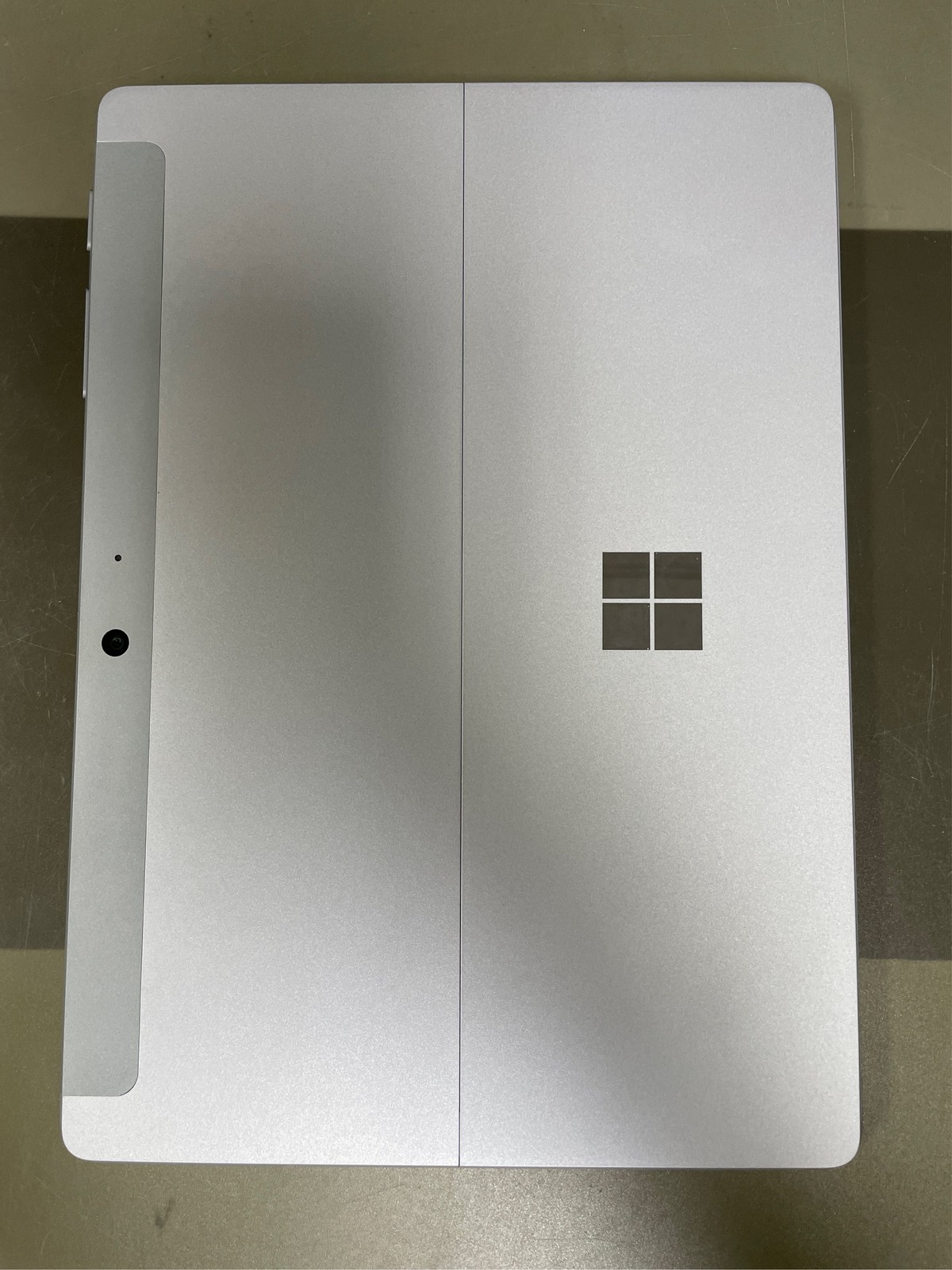 Microsoft Surface Go Tablet 10 Intel Pentium 4415Y Dual-core 2 Core 1.60 GHz 4 G