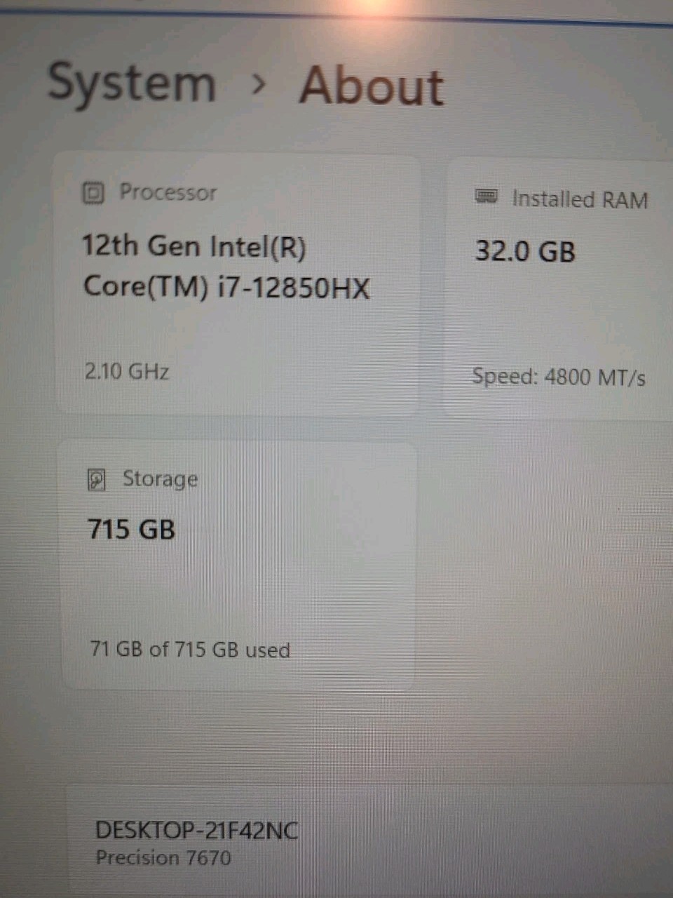 Dell Precision 7670 16” i7-12850HX 2.1GHz 32GB RAM 715GB RTX A3000 12GB GPU