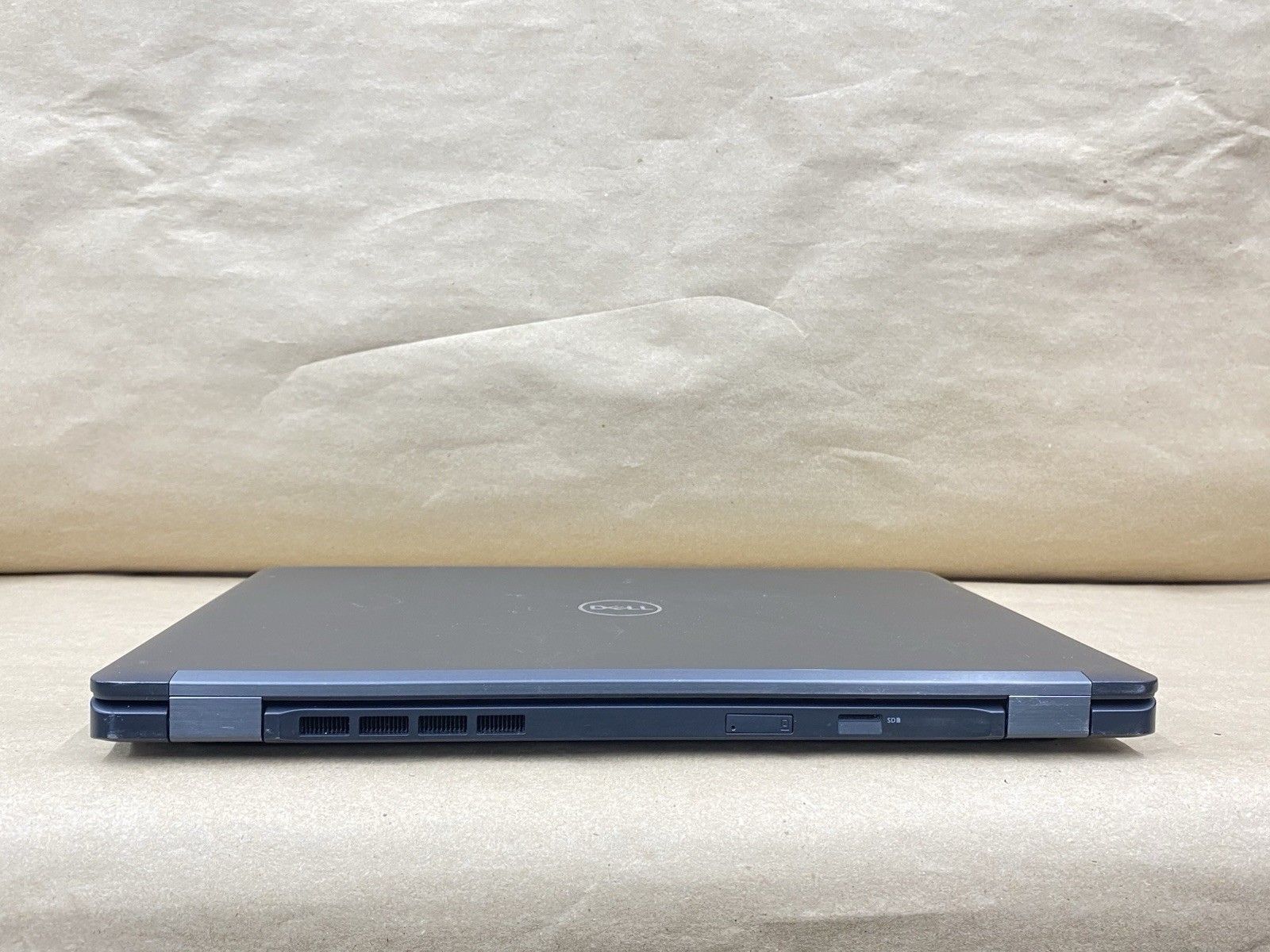 Dell Latitude 5290 – 12.5″ 1366×768 – i5-8350U – 4GB – 128GB SSD – Win 11 Pro
