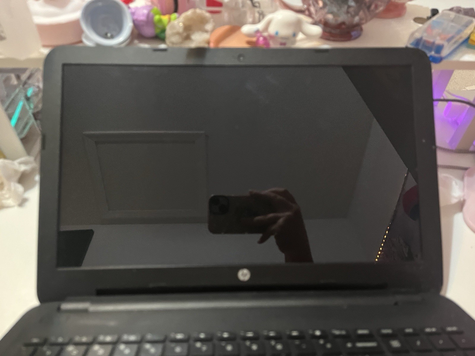 HP Notebook 15-ba009dx 15.6″ (500GB,AMD A6 Quad-Core, 2.00GHz, 4GB) Laptop Black
