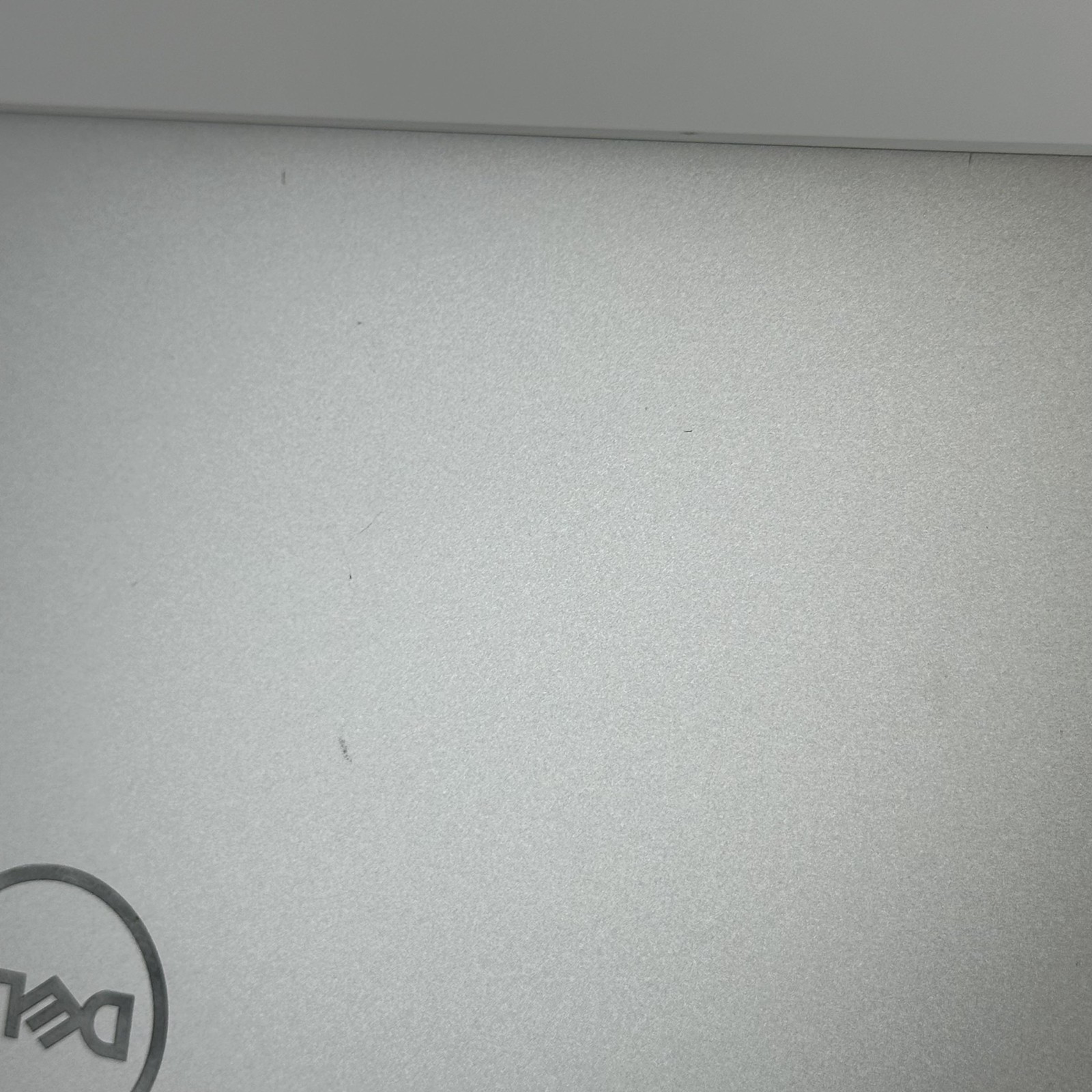 Dell XPS 15 9500 FHD+ i9-10885H 2.40GHz 64GB 2TB SSD GTX 1650 Ti BENT FRAME