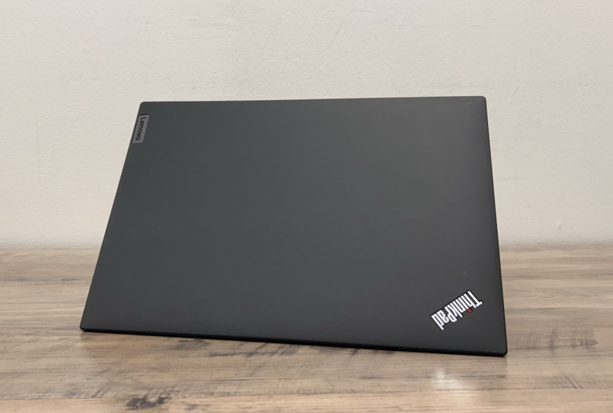 Lenovo ThinkPad T14 Gen 3 | Intel i5-1245U 21AJS5N500