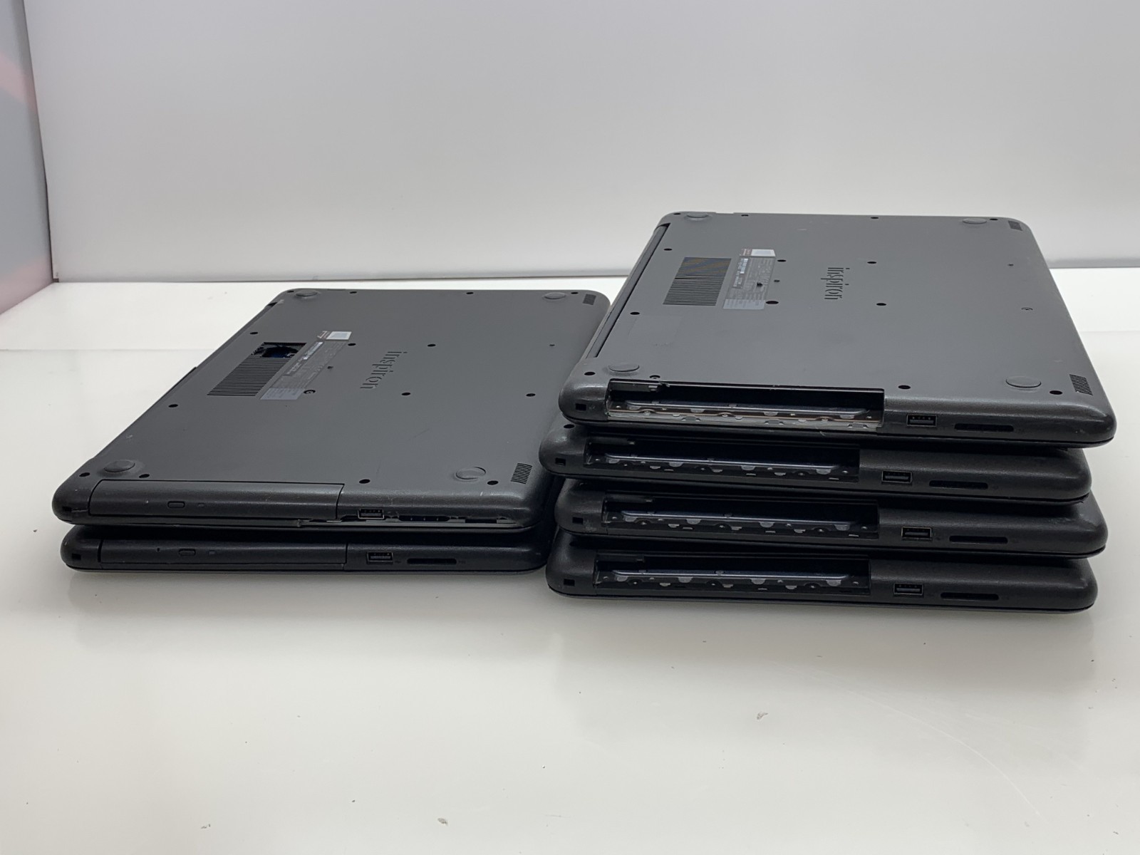 LOT(6) DELL INSPIRON 5567 I5-7200U@ 2.50GHz 8GB RAM NO OS/SSD WCHARGER
