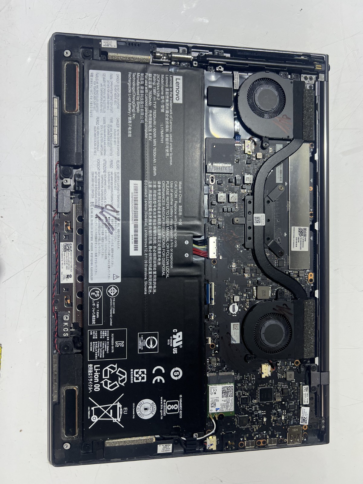 LENOVO YOGA C930-13IKB i5-8250U@1.60GHz 8GB RAM NO OS/SSD TOUCH FOR PARTS/REPAIR