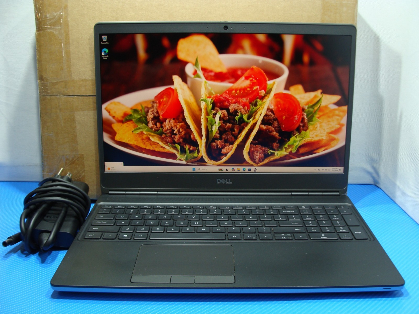 Dell Precision 7560 15.6″FHD xeon W-11955M 2.6Ghz 64GB 512GB W11P RTX A2000 4GB