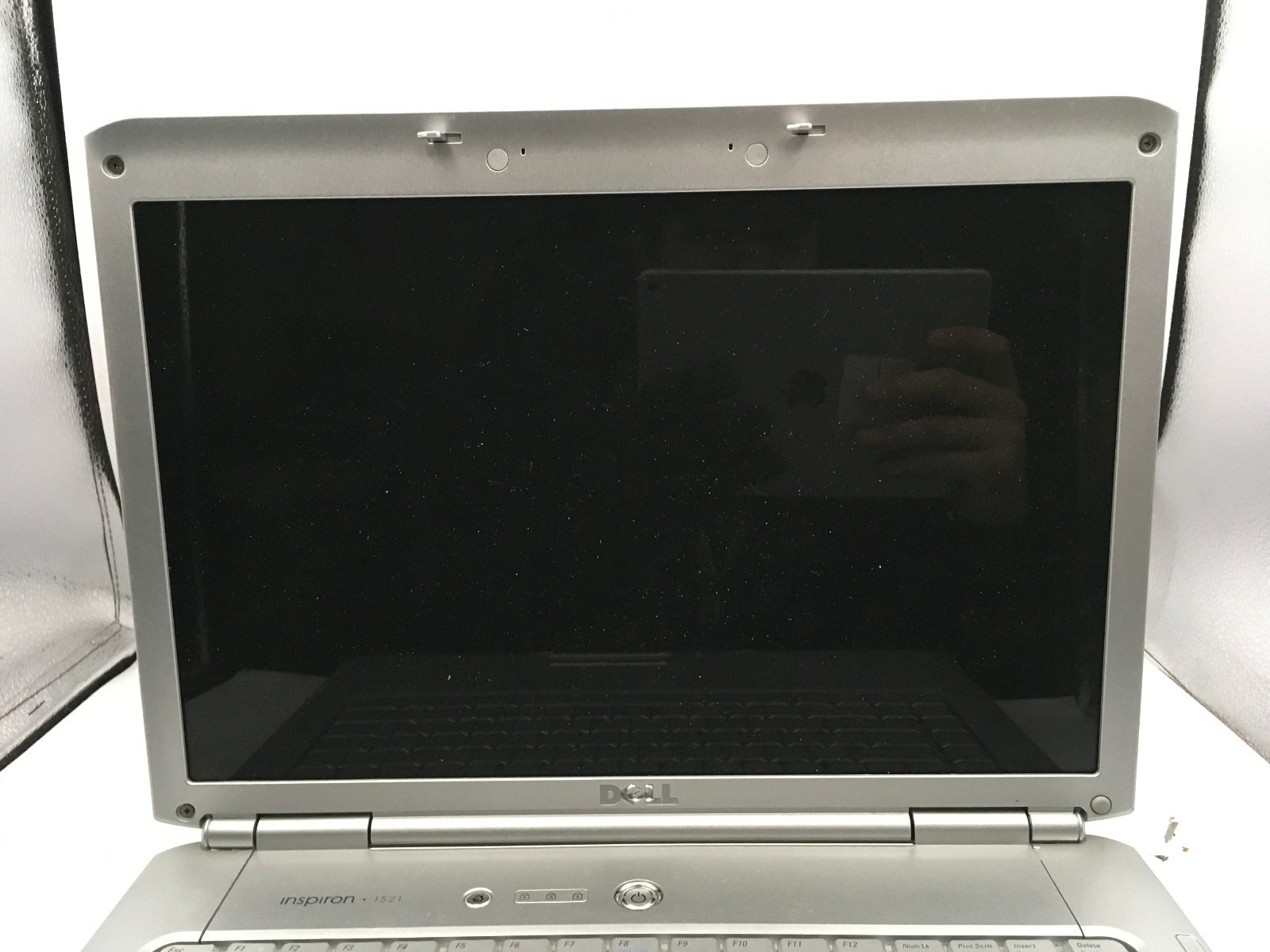 DELL INSPIRON 1520 – FOR PARTS/NO POWER – INTEL CORE 2 DUO – 1GB RAM – 15″ – BB