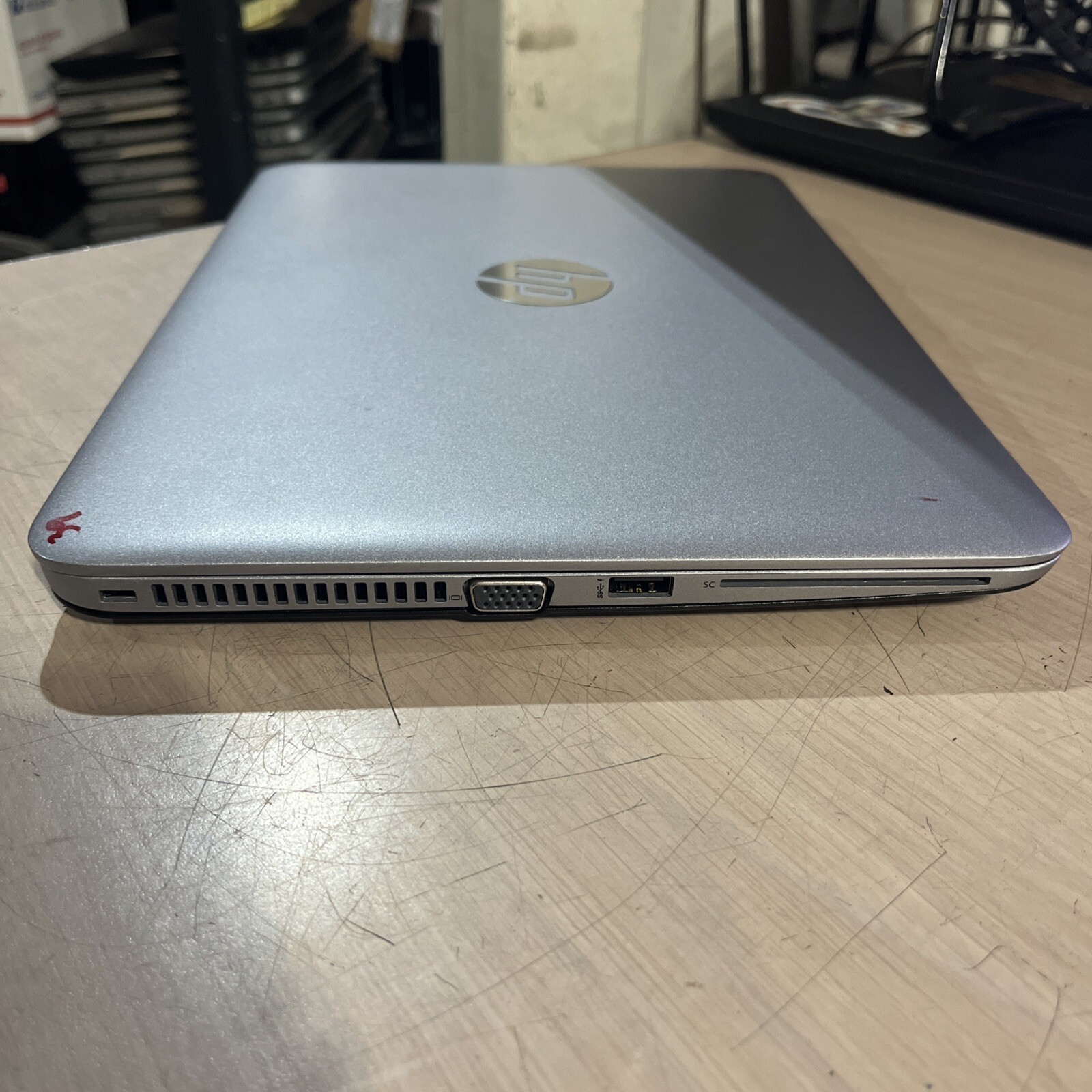 HP ELITEBOOK 820 G4 INTEL CORE I5-7300U 2.60GHZ 4GB RAM NO HD