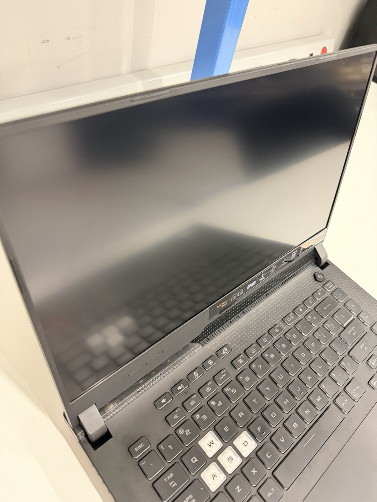 ASUS ROG Strix Gaming Laptop AMD Ryzen 9 Radeon RGB Keyboard Wi-Fi 6