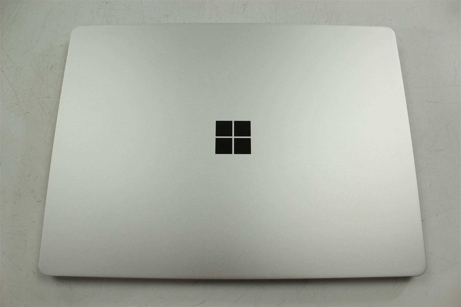 Microsoft Surface Laptop Go 2 2013 12.4″ i5-1135G7 256GB SSD 16GB RAM W11H